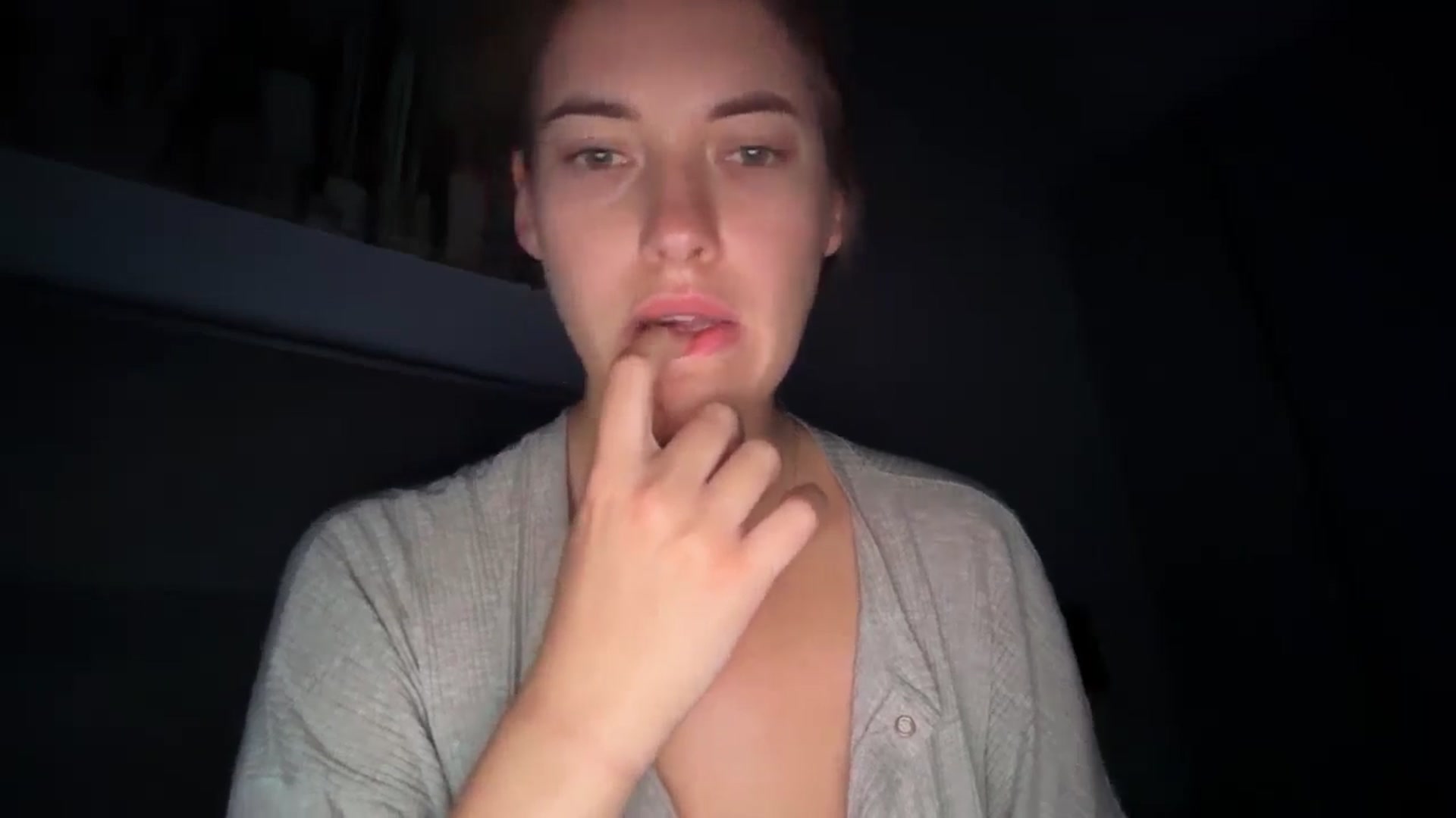 Gallery image thumbnail from SkySunFlower's myfreecams stream on, 09/20/2025, 07:54 image 15 of 20