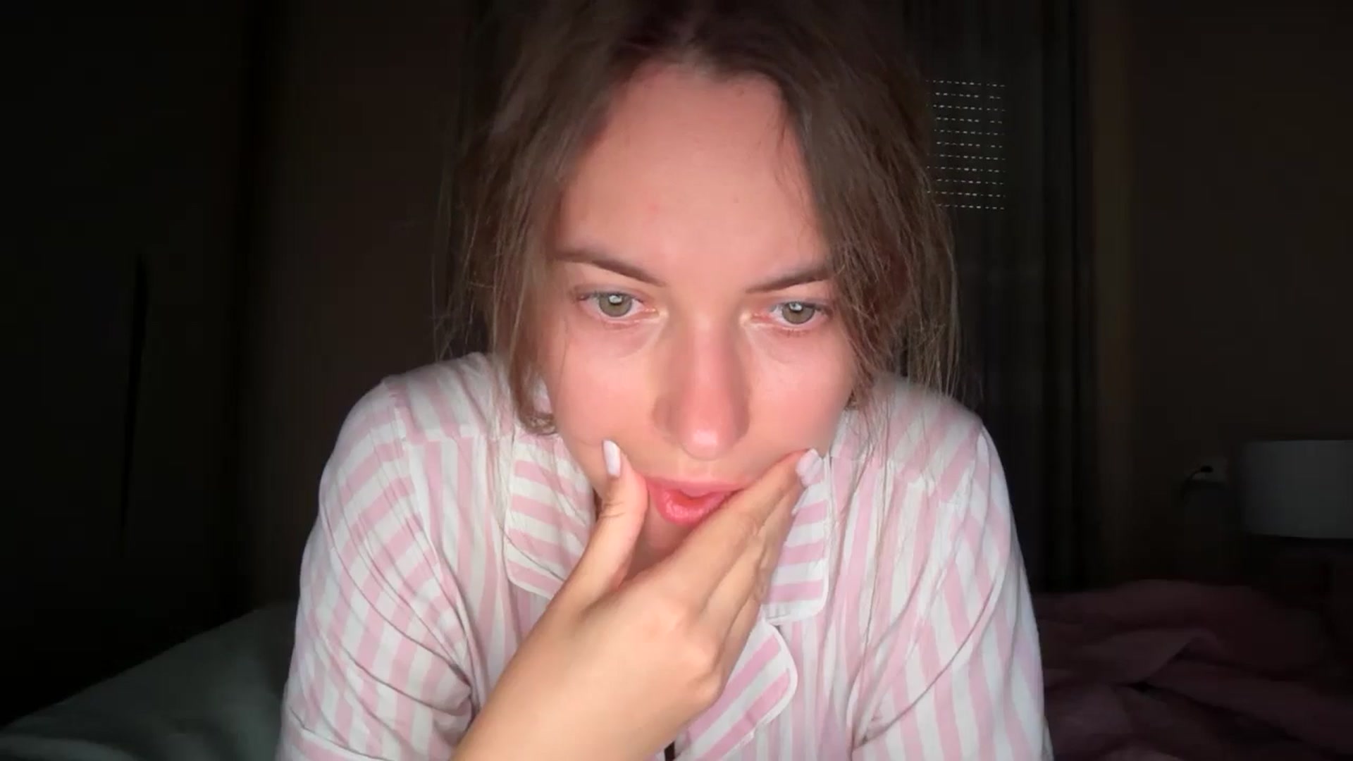 Gallery image thumbnail from SkySunFlower's myfreecams stream on, 09/23/2025, 15:08 image 3 of 20