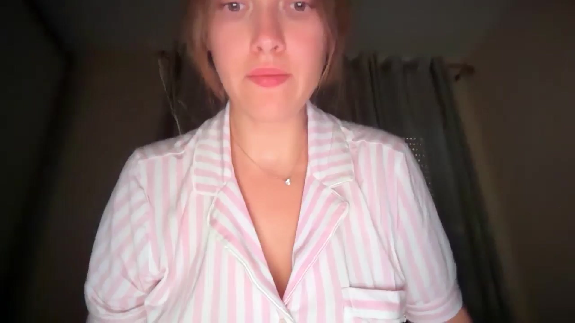 Gallery image thumbnail from SkySunFlower's myfreecams stream on, 09/23/2025, 15:08 image 8 of 20