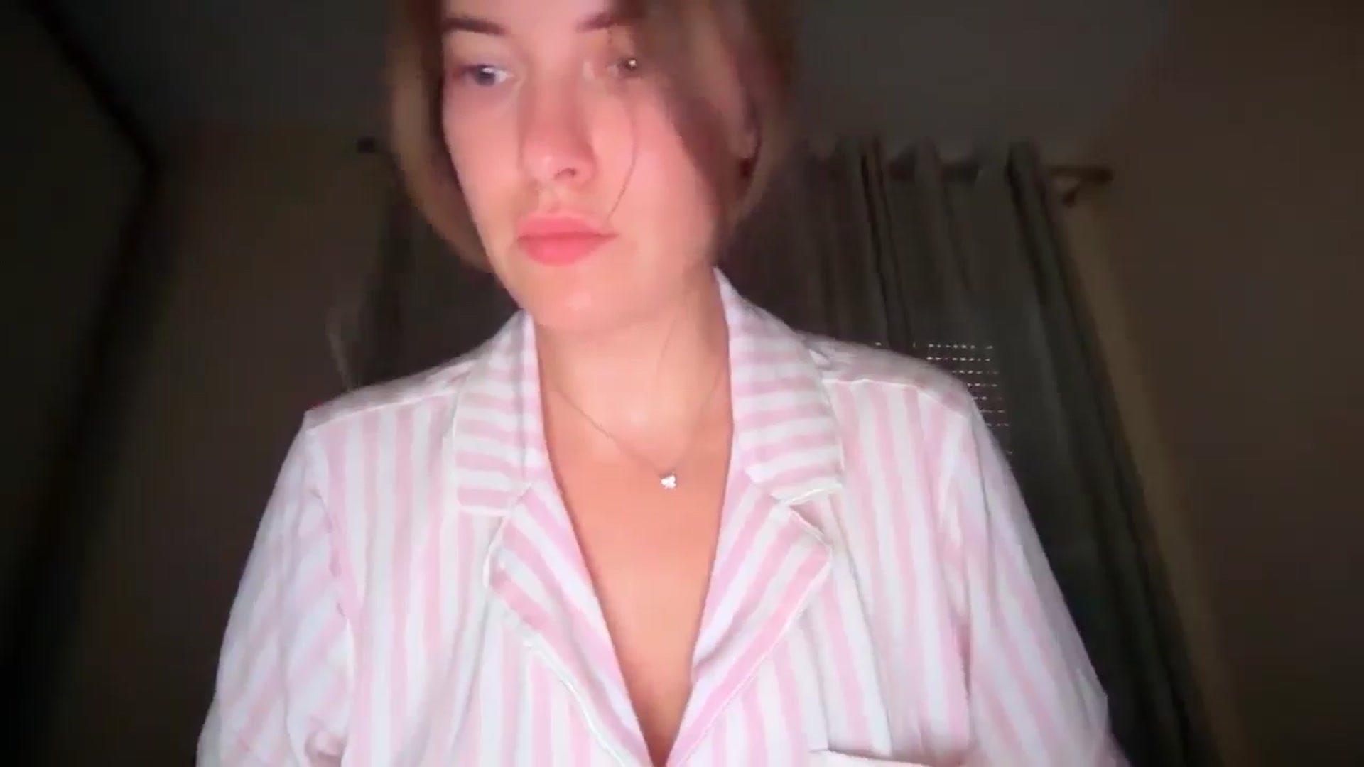 Gallery image thumbnail from SkySunFlower's myfreecams stream on, 09/23/2025, 15:08 image 11 of 20