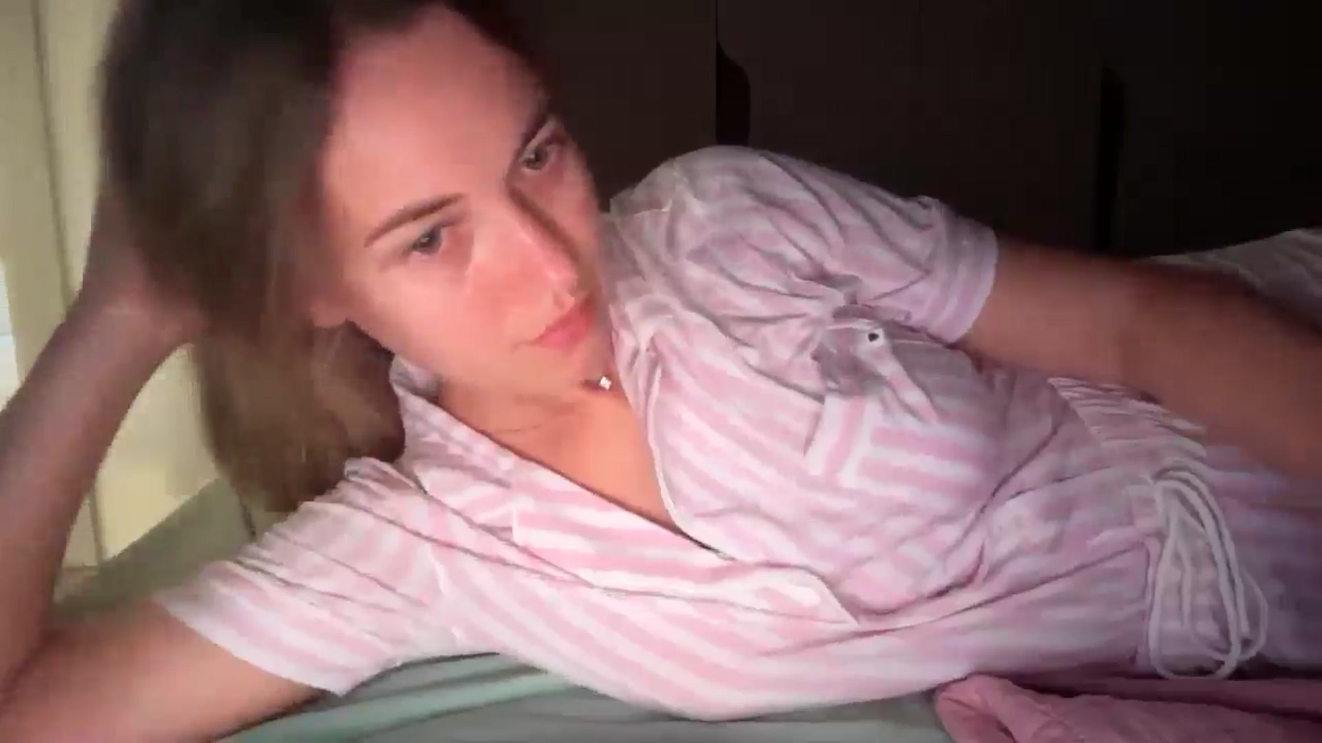 Gallery image thumbnail from SkySunFlower's myfreecams stream on, 09/23/2025, 15:08 image 15 of 20