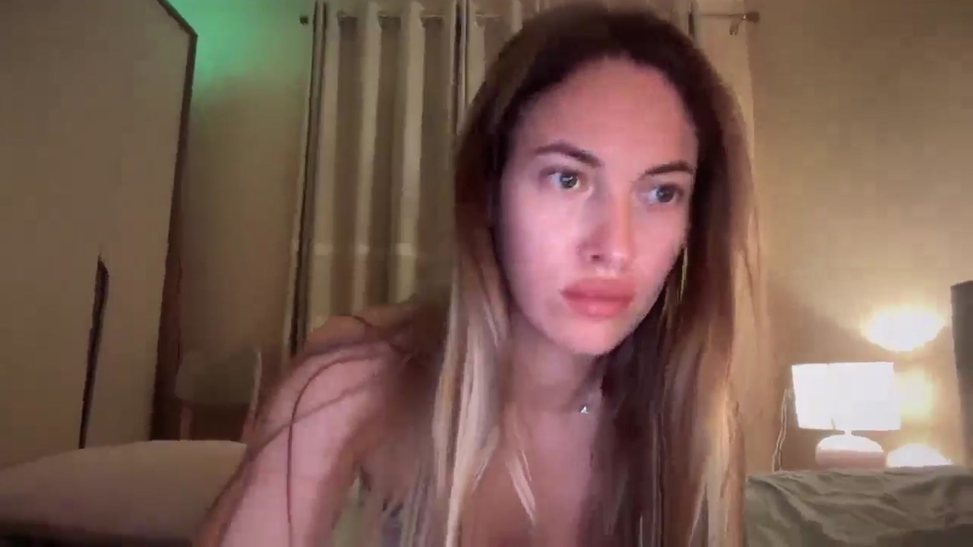 Gallery image thumbnail from SkySunFlower's myfreecams stream on, 09/23/2025, 19:18 image 10 of 20
