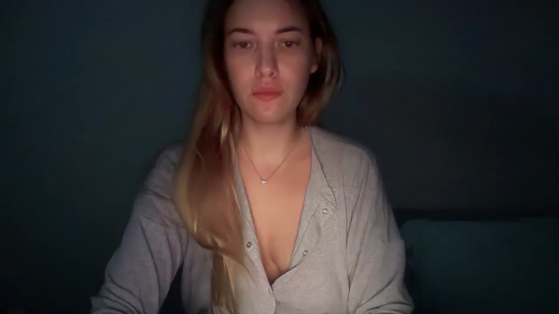 Gallery image thumbnail from SkySunFlower's myfreecams stream on, 09/26/2025, 02:14 image 1 of 20