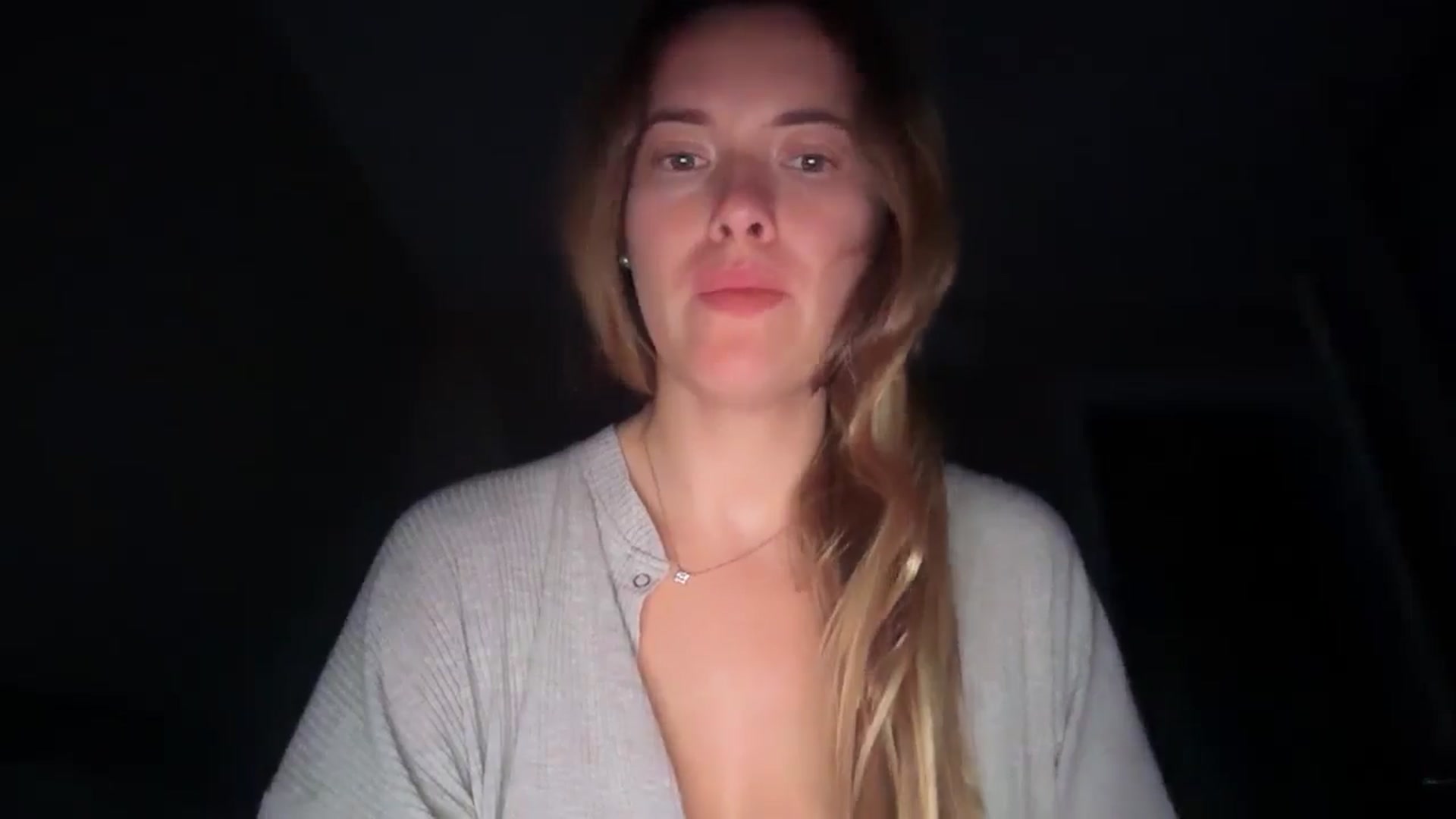 Gallery image thumbnail from SkySunFlower's myfreecams stream on, 09/30/2025, 04:20 image 20 of 20