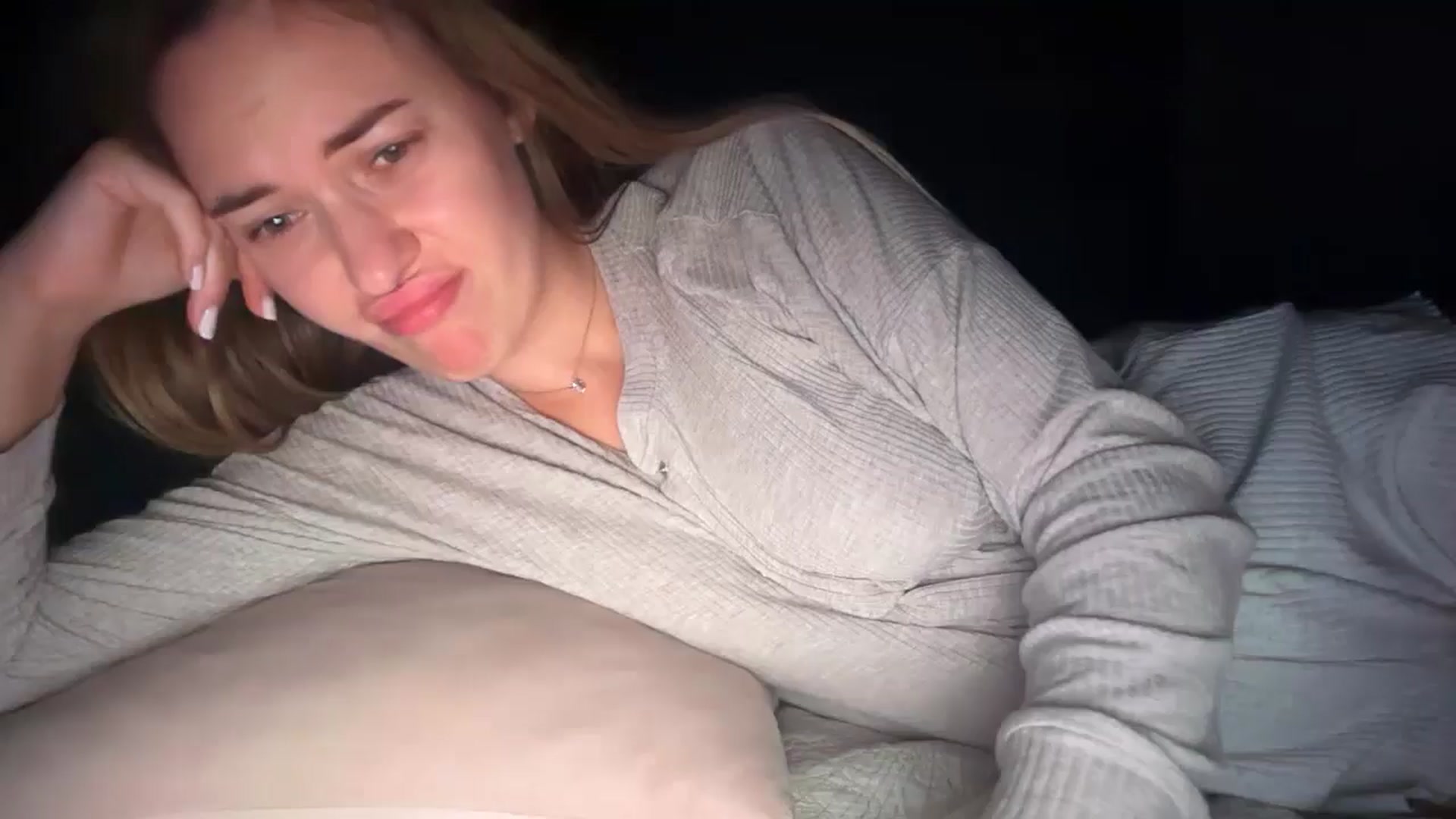 Gallery image thumbnail from SkySunFlower's myfreecams stream on, 10/02/2025, 18:54 image 1 of 20