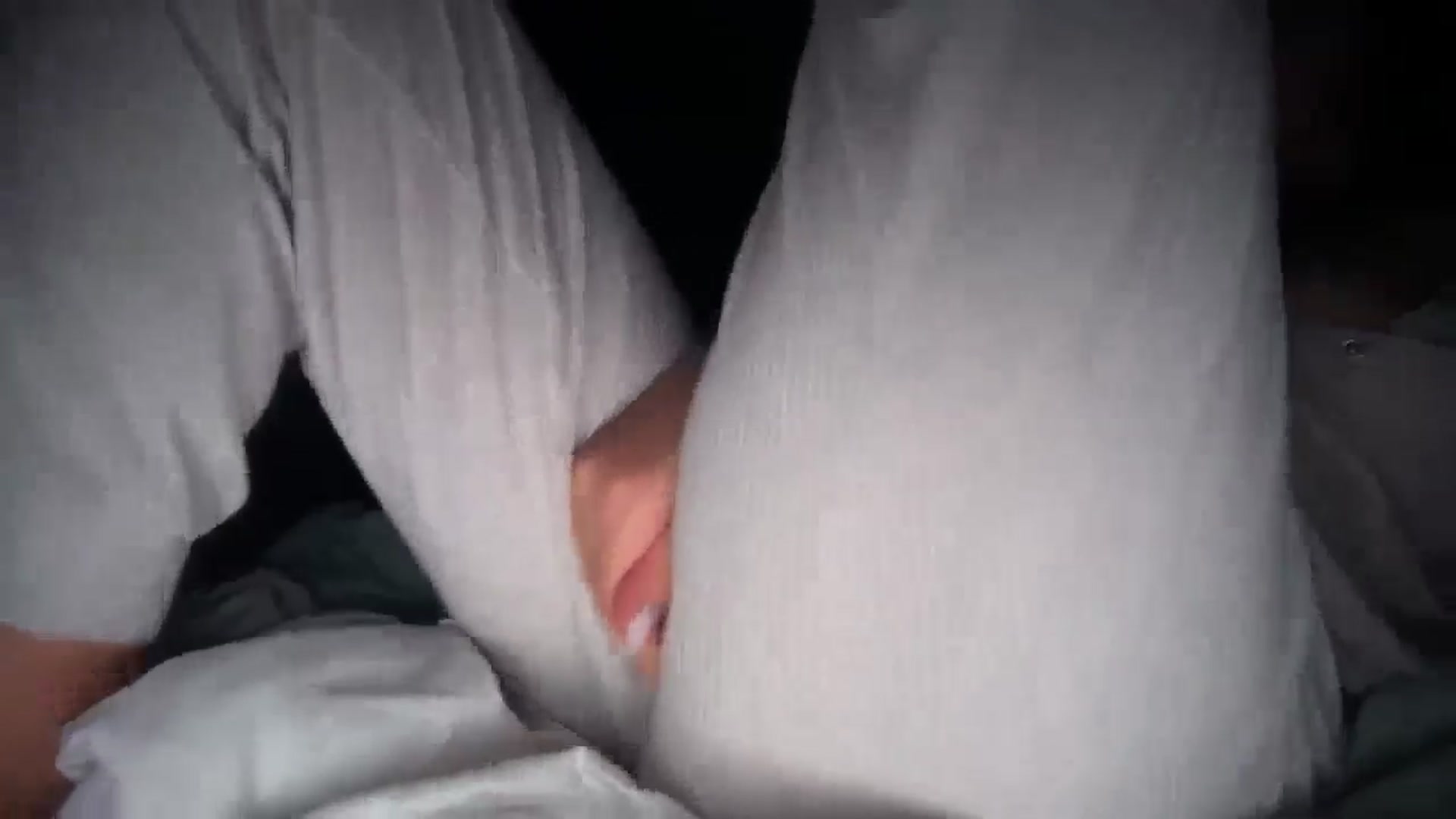 Gallery image thumbnail from SkySunFlower's myfreecams stream on, 10/06/2025, 23:47 image 16 of 20