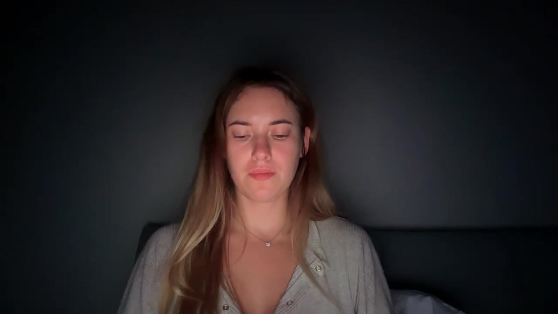 Gallery image thumbnail from SkySunFlower's myfreecams stream on, 10/06/2025, 23:47 image 8 of 20