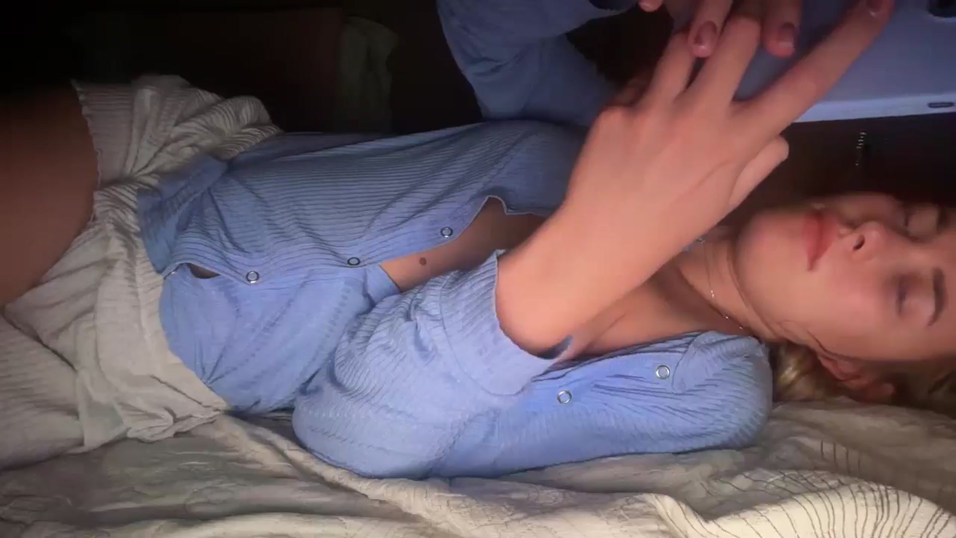 Gallery image thumbnail from SkySunFlower's myfreecams stream on, 10/12/2025, 05:53 image 20 of 20