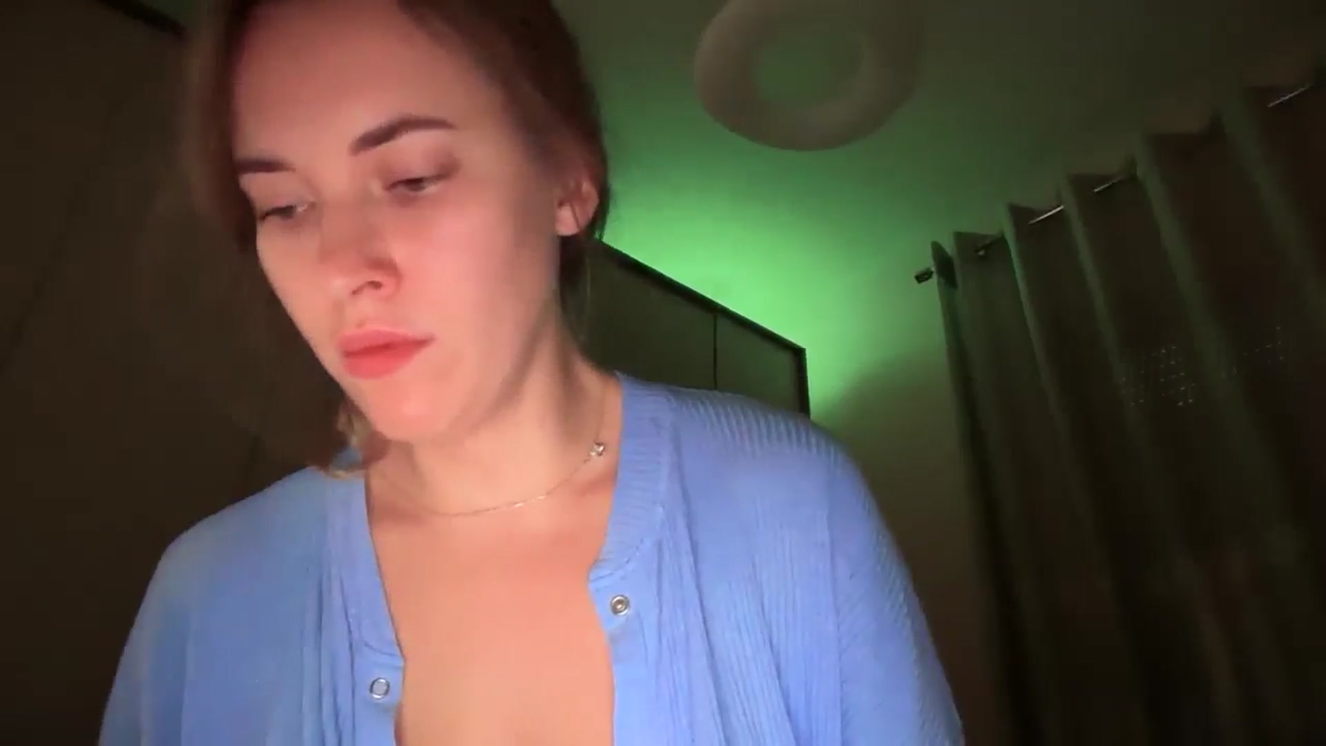 Gallery image thumbnail from SkySunFlower's myfreecams stream on, 10/13/2025, 08:41 image 19 of 20