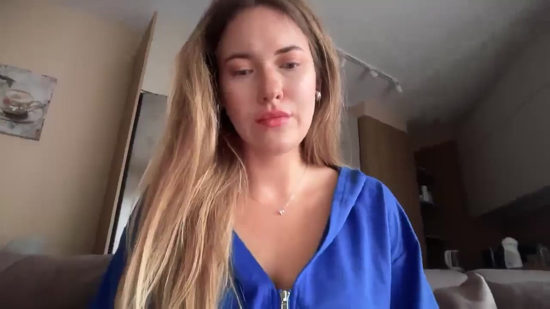 Gallery image thumbnail from SkySunFlower's myfreecams stream on, 10/21/2025, 15:08 image 18 of 20