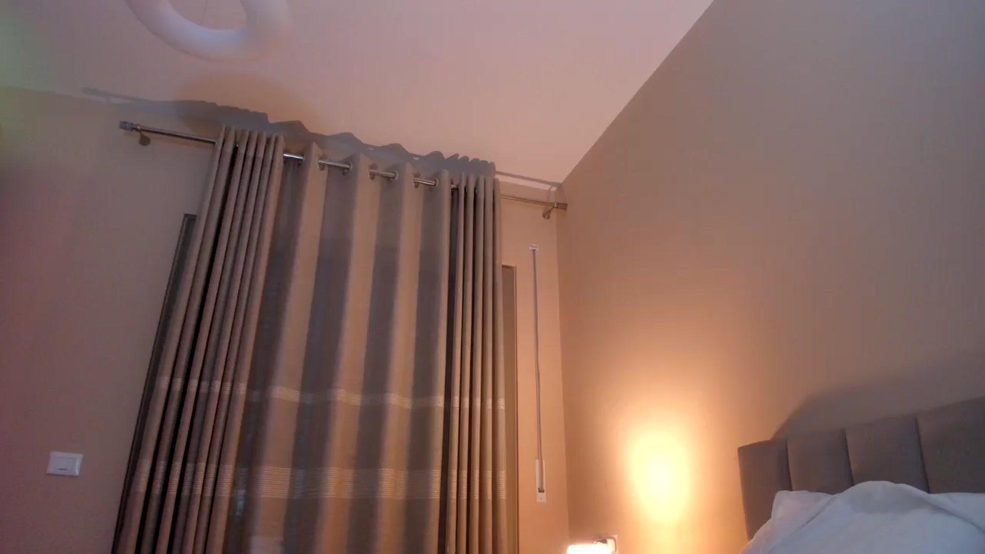 Gallery image thumbnail from SkySunFlower's myfreecams stream on, 10/22/2025, 22:36 image 2 of 20