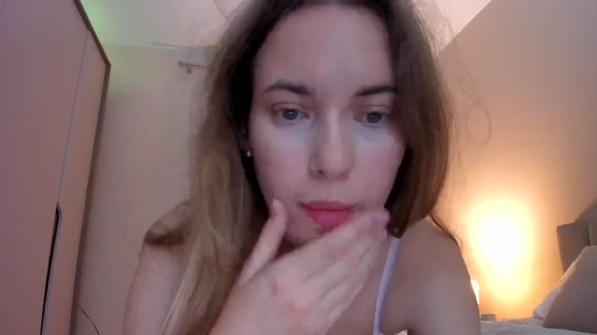 Gallery image thumbnail from SkySunFlower's myfreecams stream on, 10/22/2025, 23:20 image 3 of 20