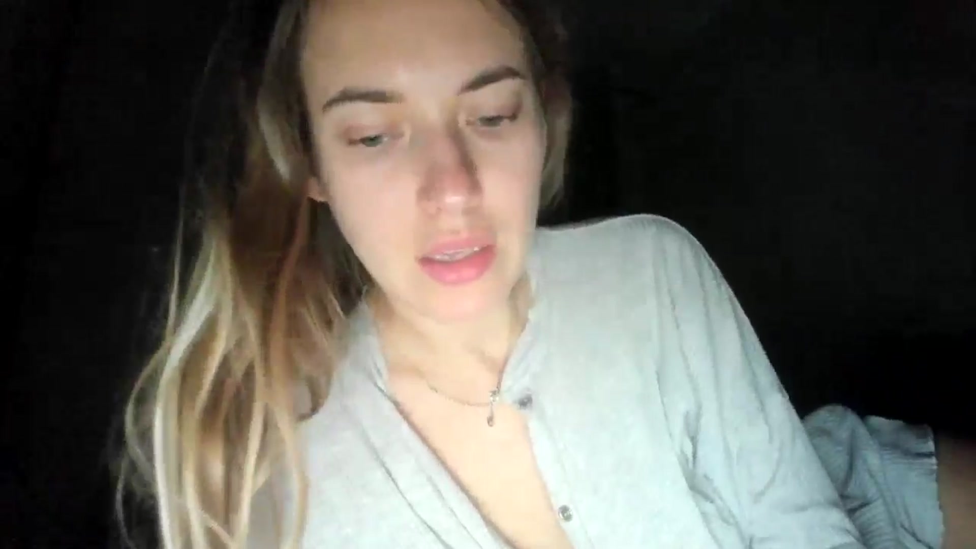 Gallery image thumbnail from SkySunFlower's myfreecams stream on, 11/02/2025, 01:53 image 4 of 20
