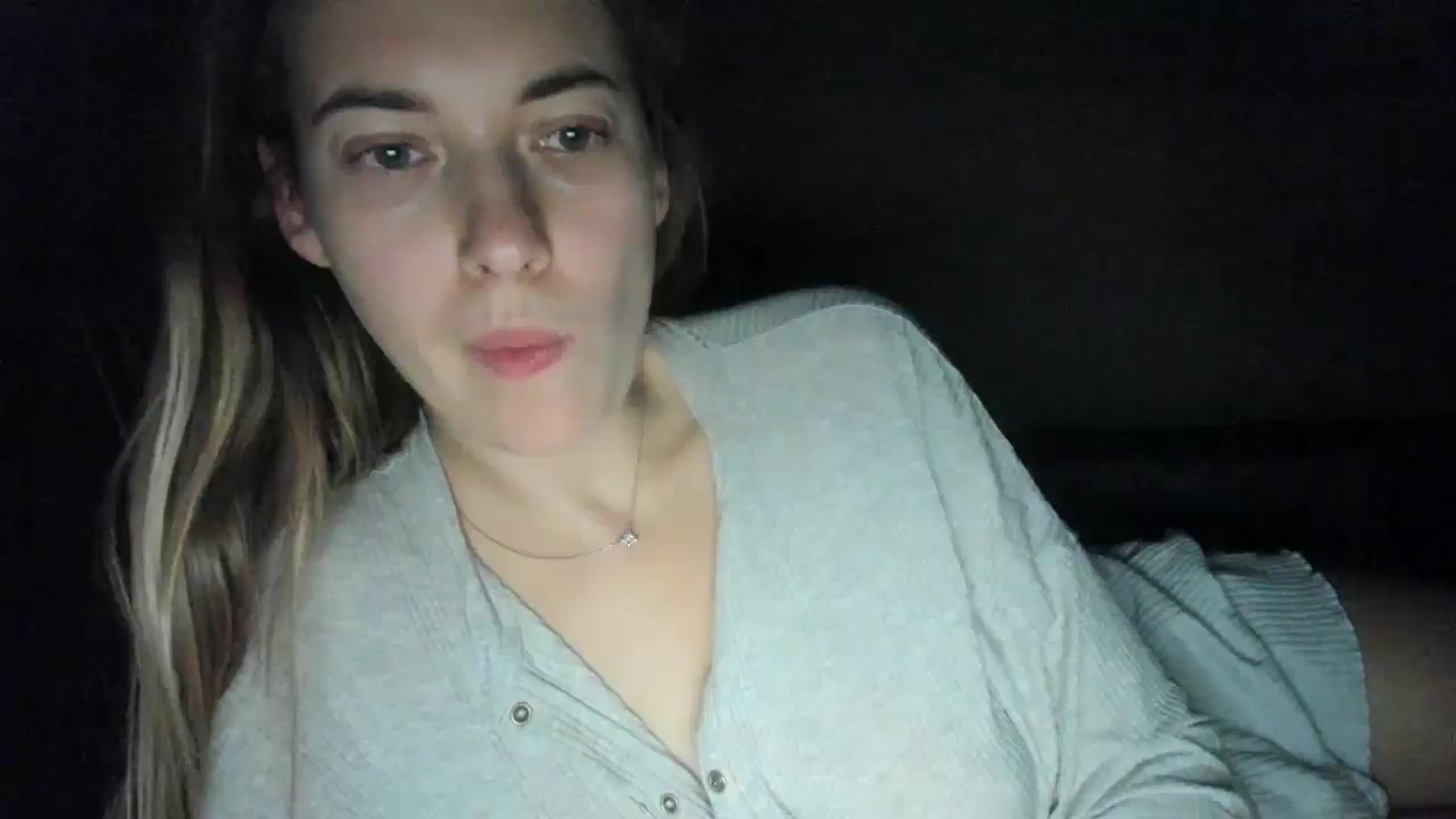 Gallery image thumbnail from SkySunFlower's myfreecams stream on, 11/02/2025, 04:25 image 8 of 20