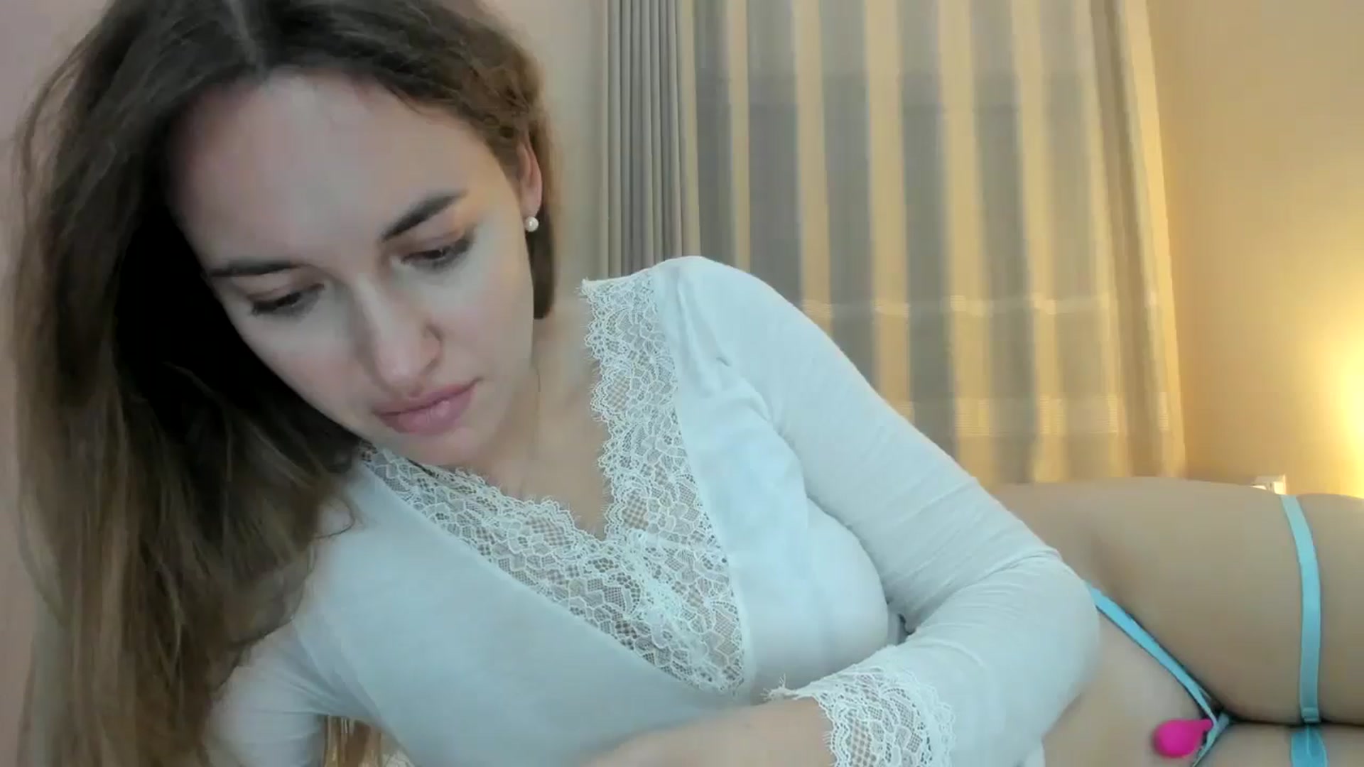 Gallery image thumbnail from SkySunFlower's myfreecams stream on, 11/02/2025, 23:20 image 6 of 20