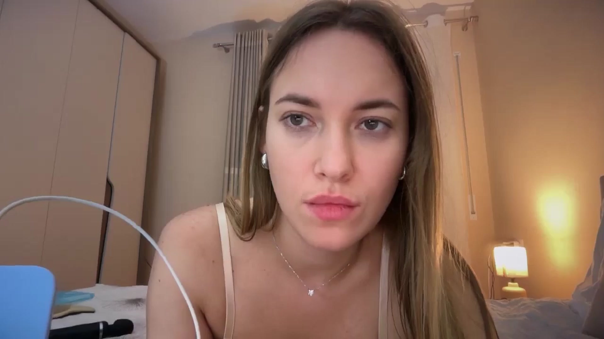 Gallery image thumbnail from SkySunFlower's myfreecams stream on, 11/05/2025, 05:18 image 7 of 20