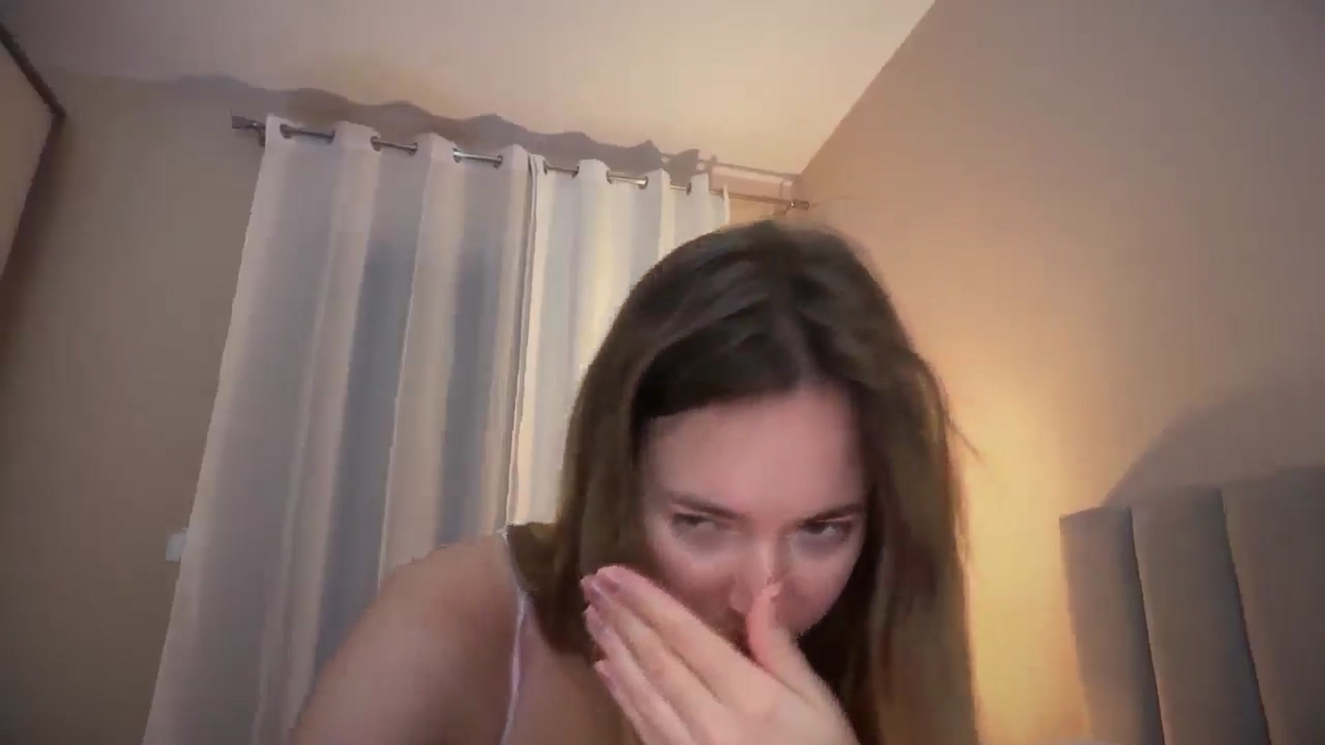 Gallery image thumbnail from SkySunFlower's myfreecams stream on, 11/07/2025, 04:30 image 8 of 20