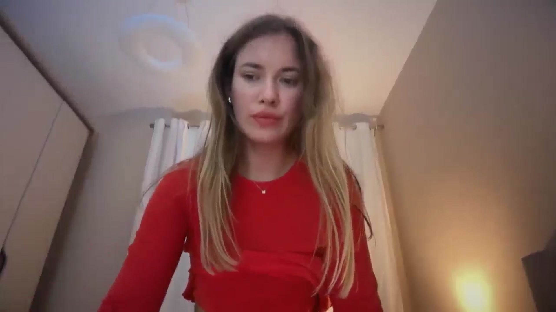 Gallery image thumbnail from SkySunFlower's myfreecams stream on, 11/07/2025, 21:04 image 16 of 20
