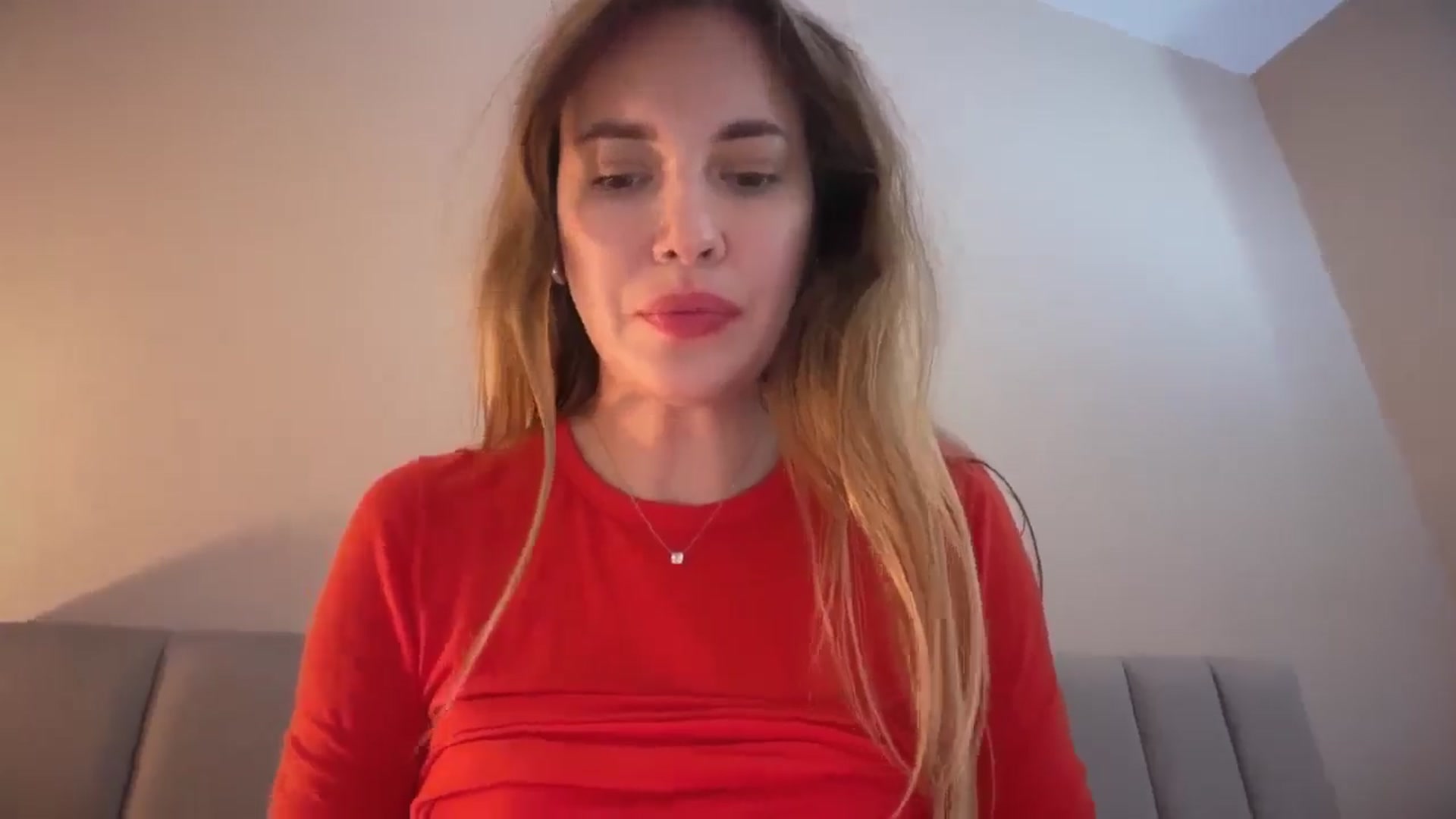 Gallery image thumbnail from SkySunFlower's myfreecams stream on, 11/07/2025, 22:04 image 13 of 20
