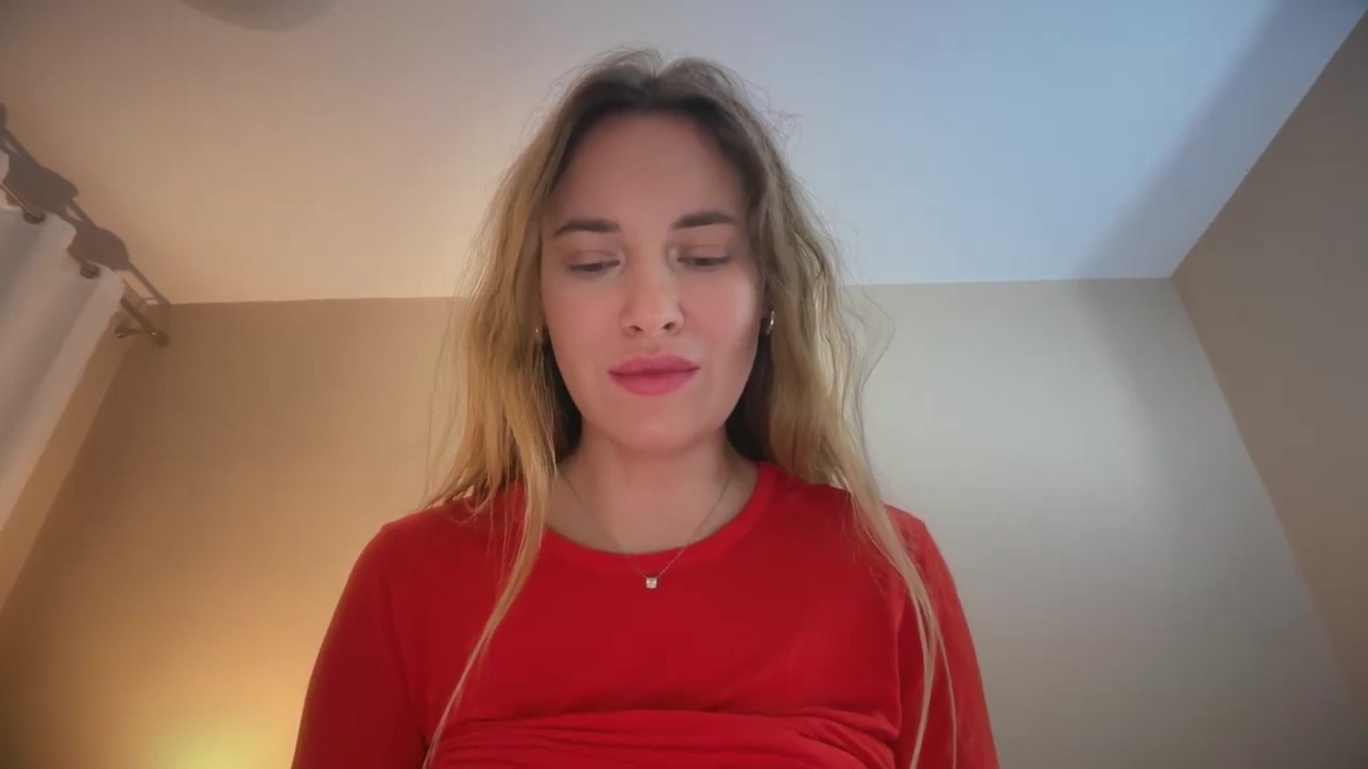 Gallery image thumbnail from SkySunFlower's myfreecams stream on, 11/11/2025, 23:05 image 17 of 20