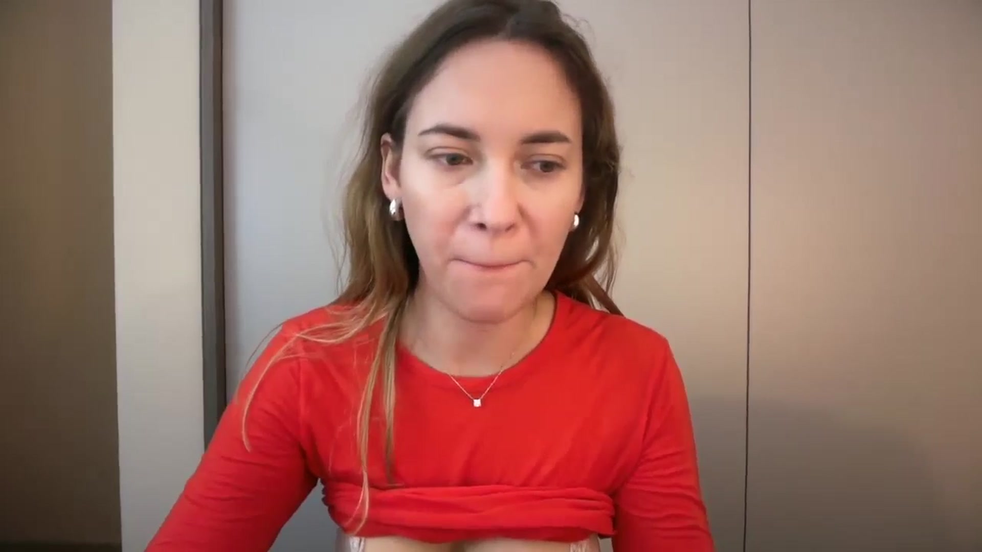 Gallery image thumbnail from SkySunFlower's myfreecams stream on, 11/11/2025, 23:05 image 11 of 20