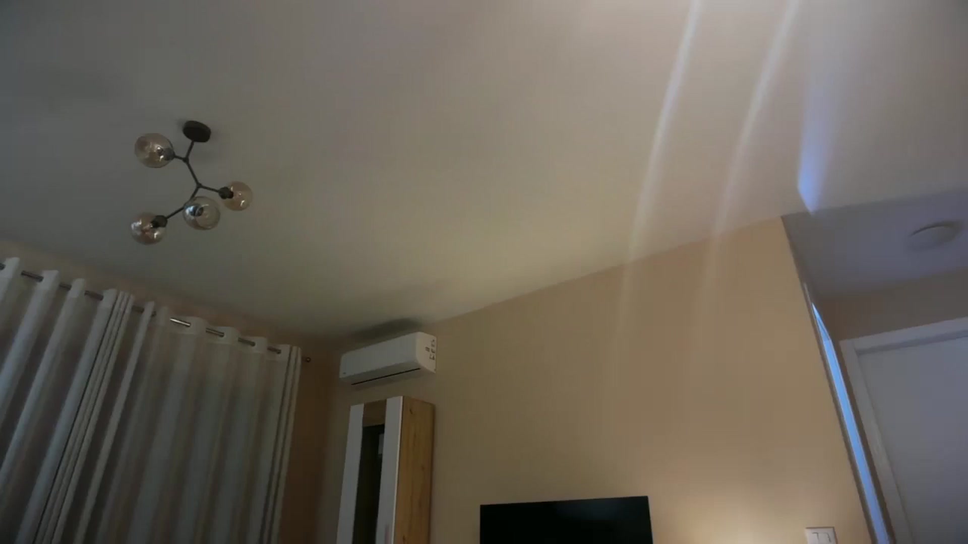 Gallery image thumbnail from SkySunFlower's myfreecams stream on, 11/13/2025, 03:01 image 15 of 20