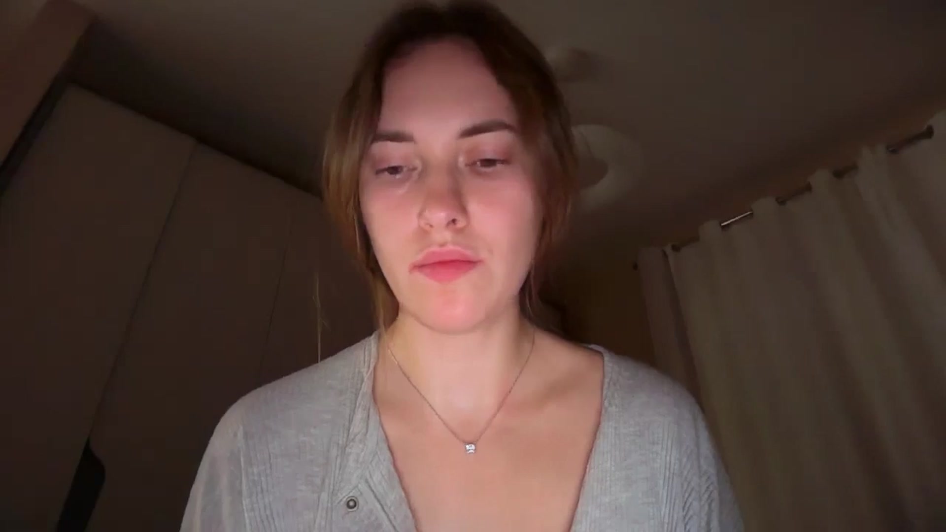 Gallery image thumbnail from SkySunFlower's myfreecams stream on, 11/13/2025, 10:21 image 8 of 20