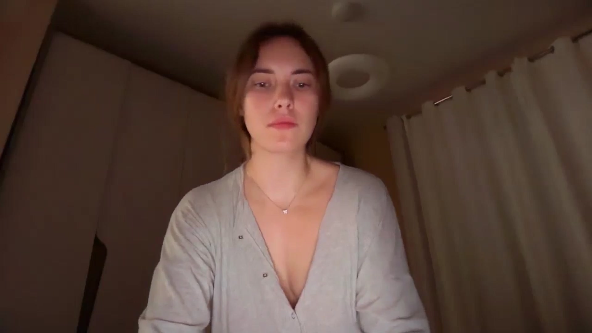 Gallery image thumbnail from SkySunFlower's myfreecams stream on, 11/13/2025, 10:21 image 6 of 20