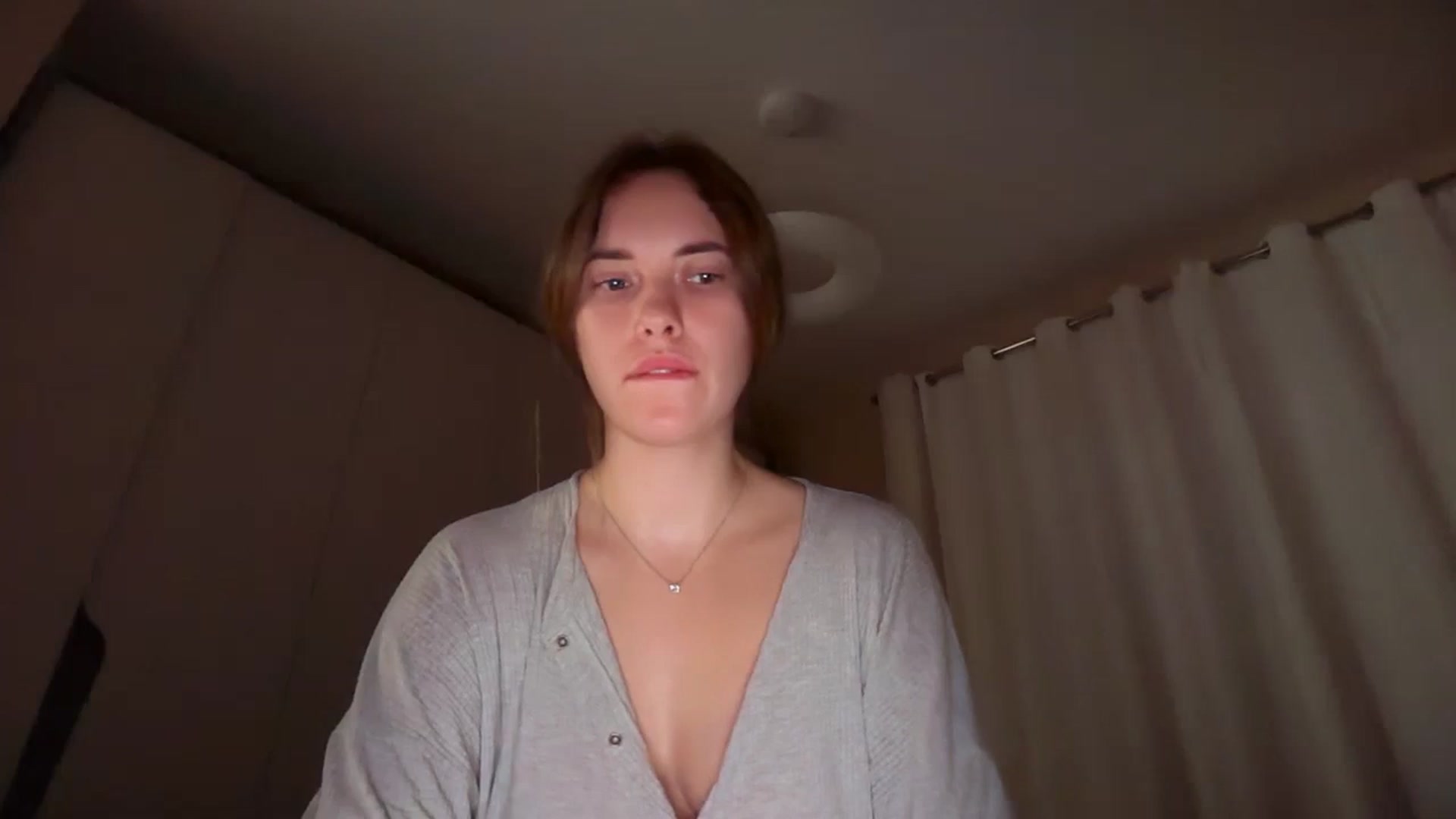 Gallery image thumbnail from SkySunFlower's myfreecams stream on, 11/13/2025, 10:21 image 3 of 20
