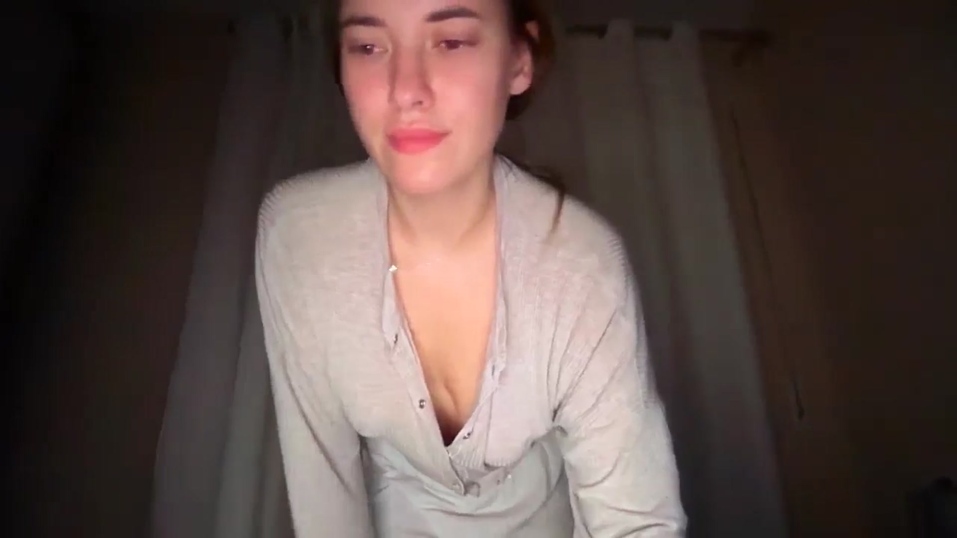 Gallery image thumbnail from SkySunFlower's myfreecams stream on, 11/15/2025, 10:08 image 18 of 20