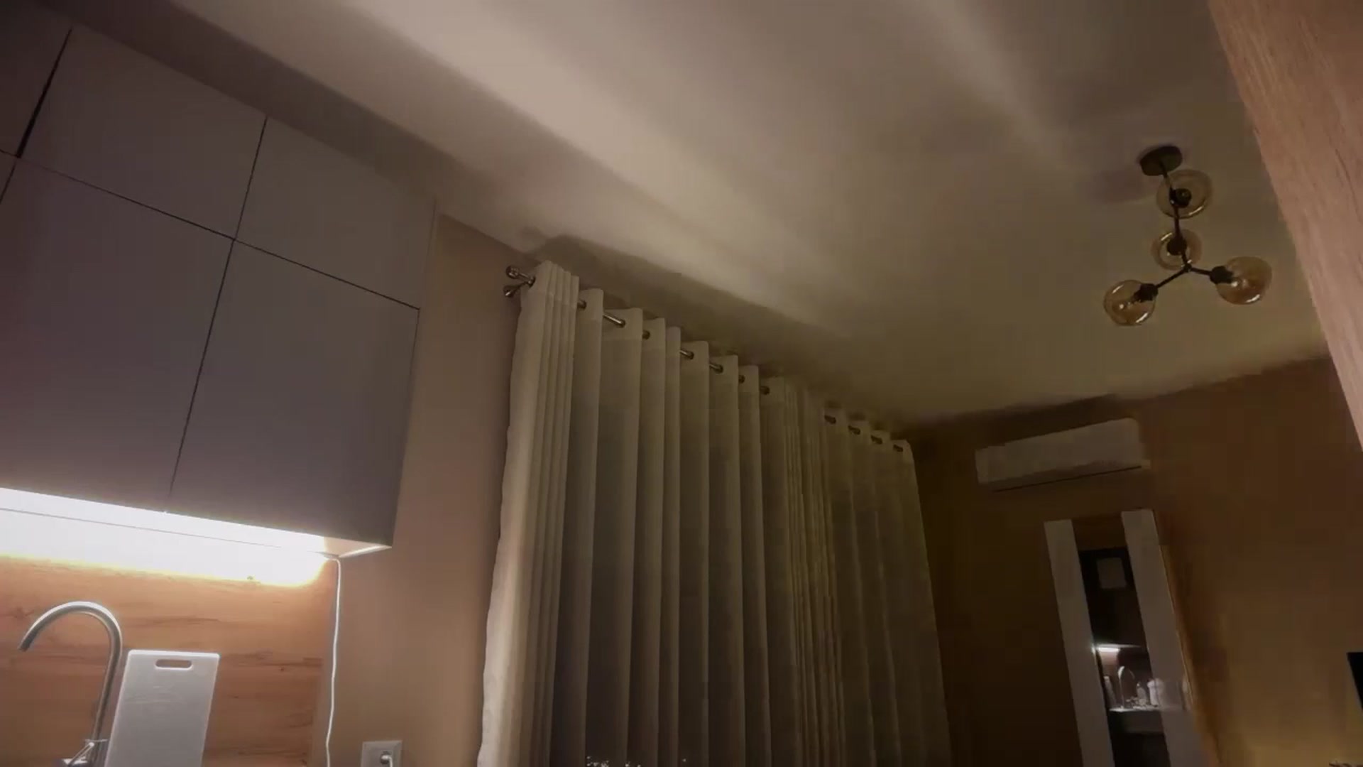 Gallery image thumbnail from SkySunFlower's myfreecams stream on, 11/16/2025, 04:18 image 17 of 20