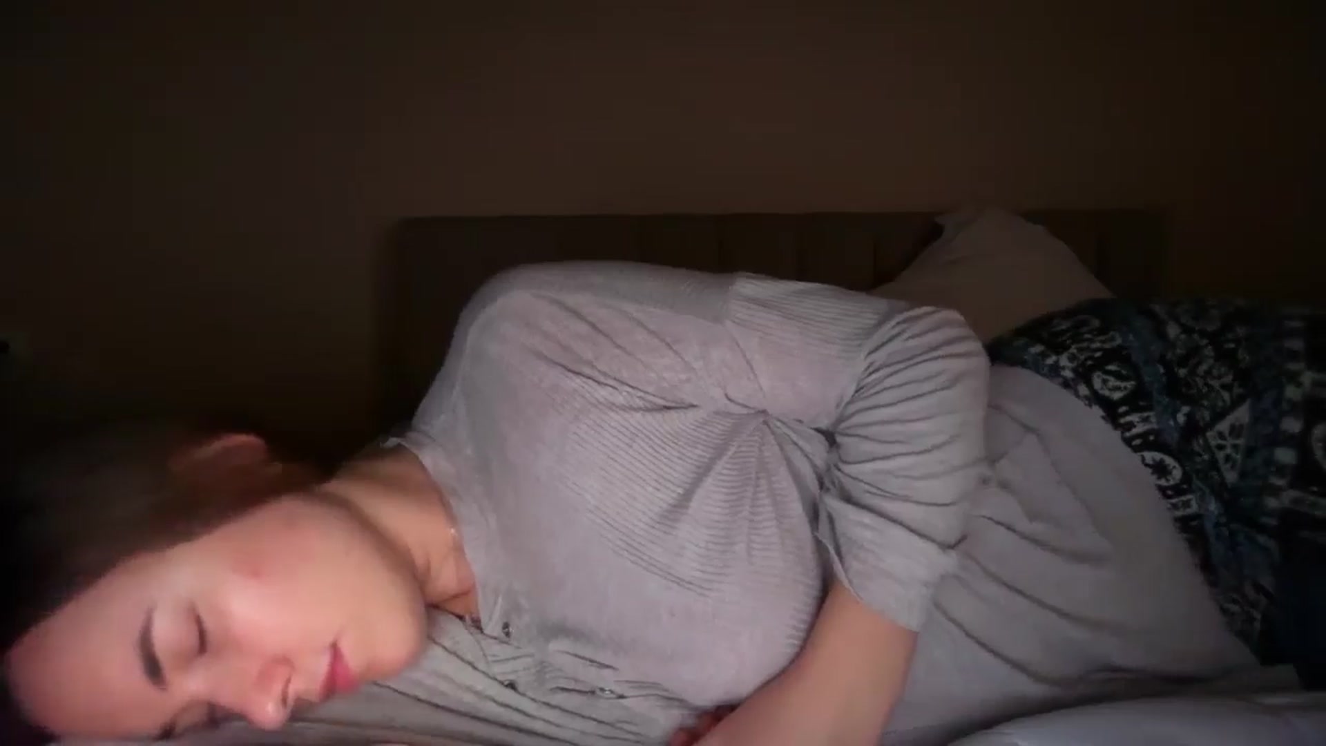 Gallery image thumbnail from SkySunFlower's myfreecams stream on, 11/16/2025, 08:01 image 6 of 20