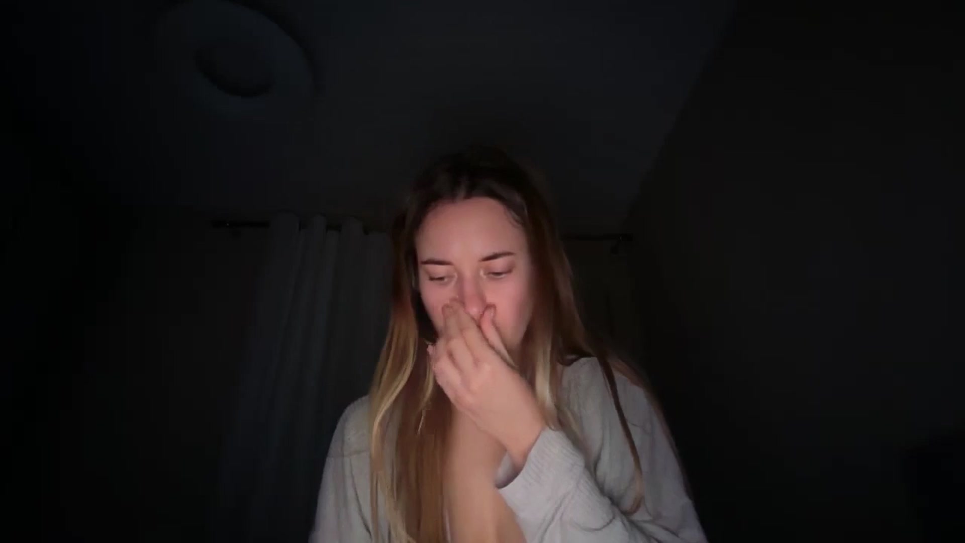 Gallery image thumbnail from SkySunFlower's myfreecams stream on, 11/18/2025, 07:13 image 16 of 20