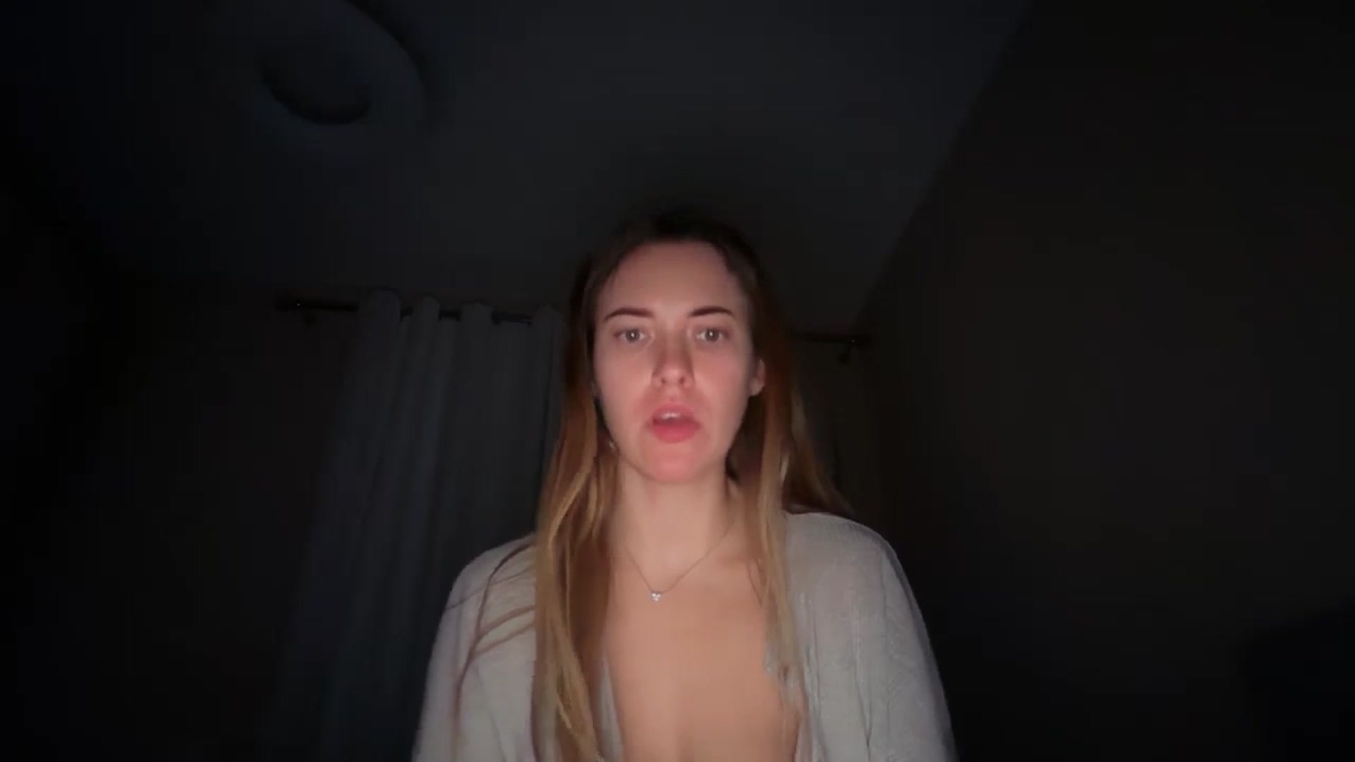 Gallery image thumbnail from SkySunFlower's myfreecams stream on, 11/18/2025, 07:13 image 12 of 20