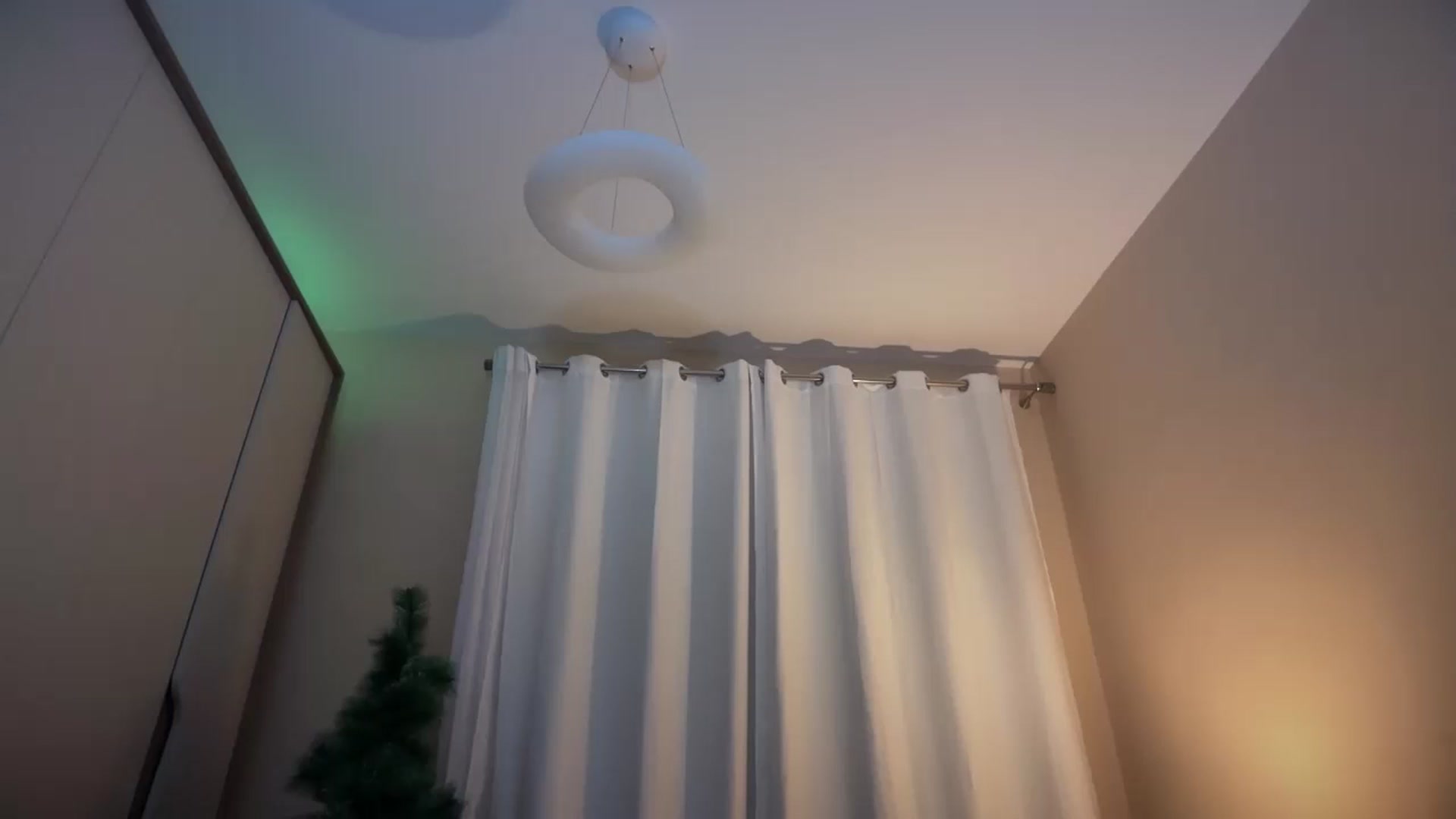 Gallery image thumbnail from SkySunFlower's myfreecams stream on, 11/19/2025, 02:23 image 14 of 20