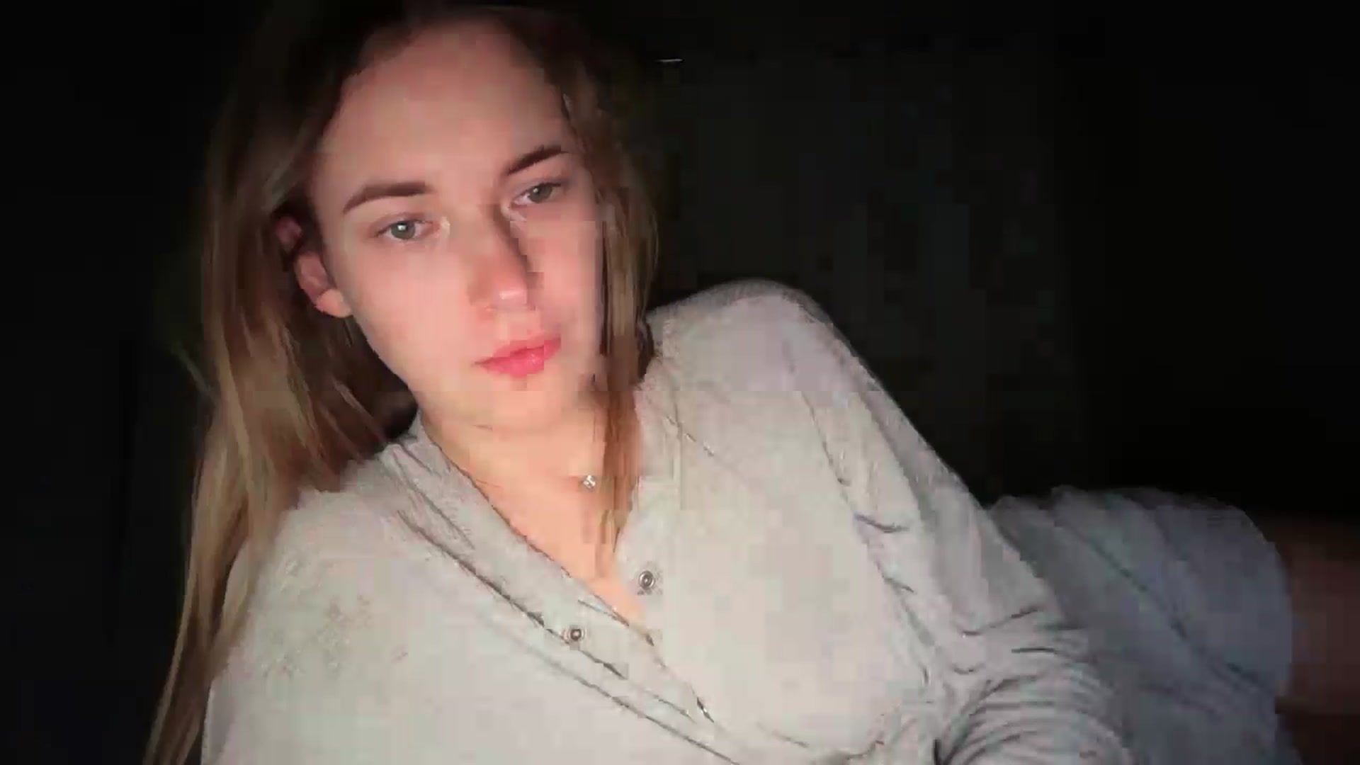 Gallery image thumbnail from SkySunFlower's myfreecams stream on, 11/19/2025, 03:51 image 9 of 20