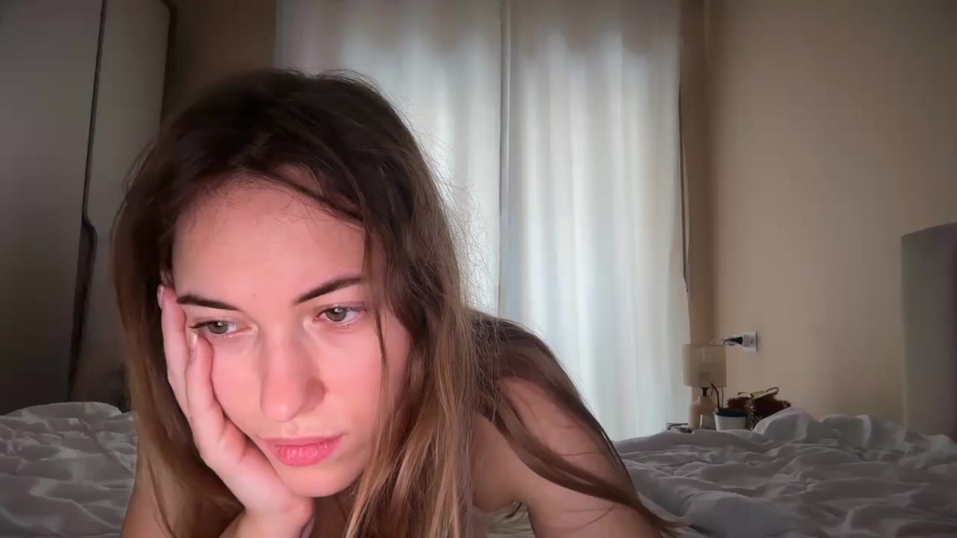 Gallery image thumbnail from SkySunFlower's myfreecams stream on, 11/20/2025, 12:50 image 19 of 20