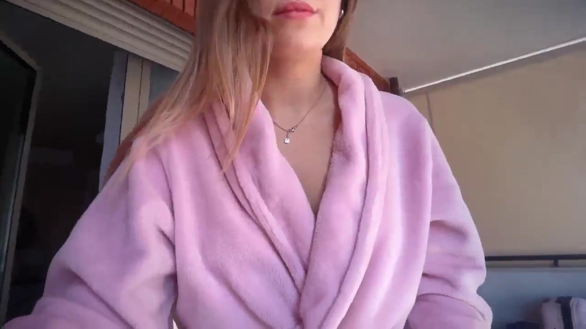 Gallery image thumbnail from SkySunFlower's myfreecams stream on, 11/20/2025, 14:19 image 8 of 20
