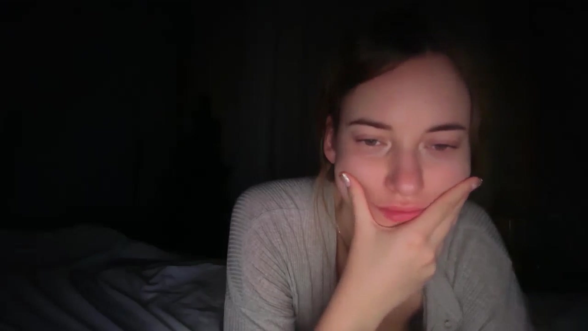 Gallery image thumbnail from SkySunFlower's myfreecams stream on, 11/21/2025, 04:44 image 2 of 20