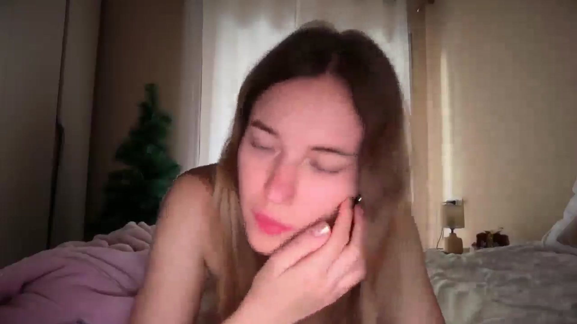 Gallery image thumbnail from SkySunFlower's myfreecams stream on, 11/22/2025, 06:35 image 13 of 20