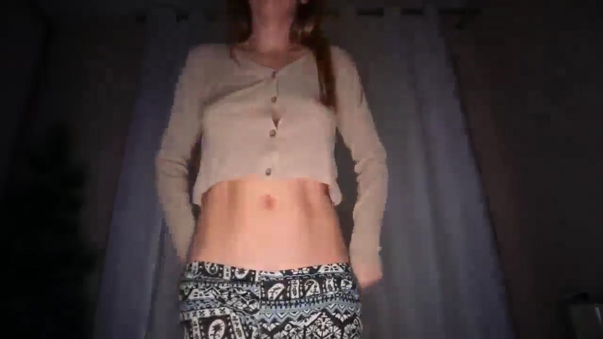 Gallery image thumbnail from SkySunFlower's myfreecams stream on, 11/22/2025, 14:54 image 17 of 20