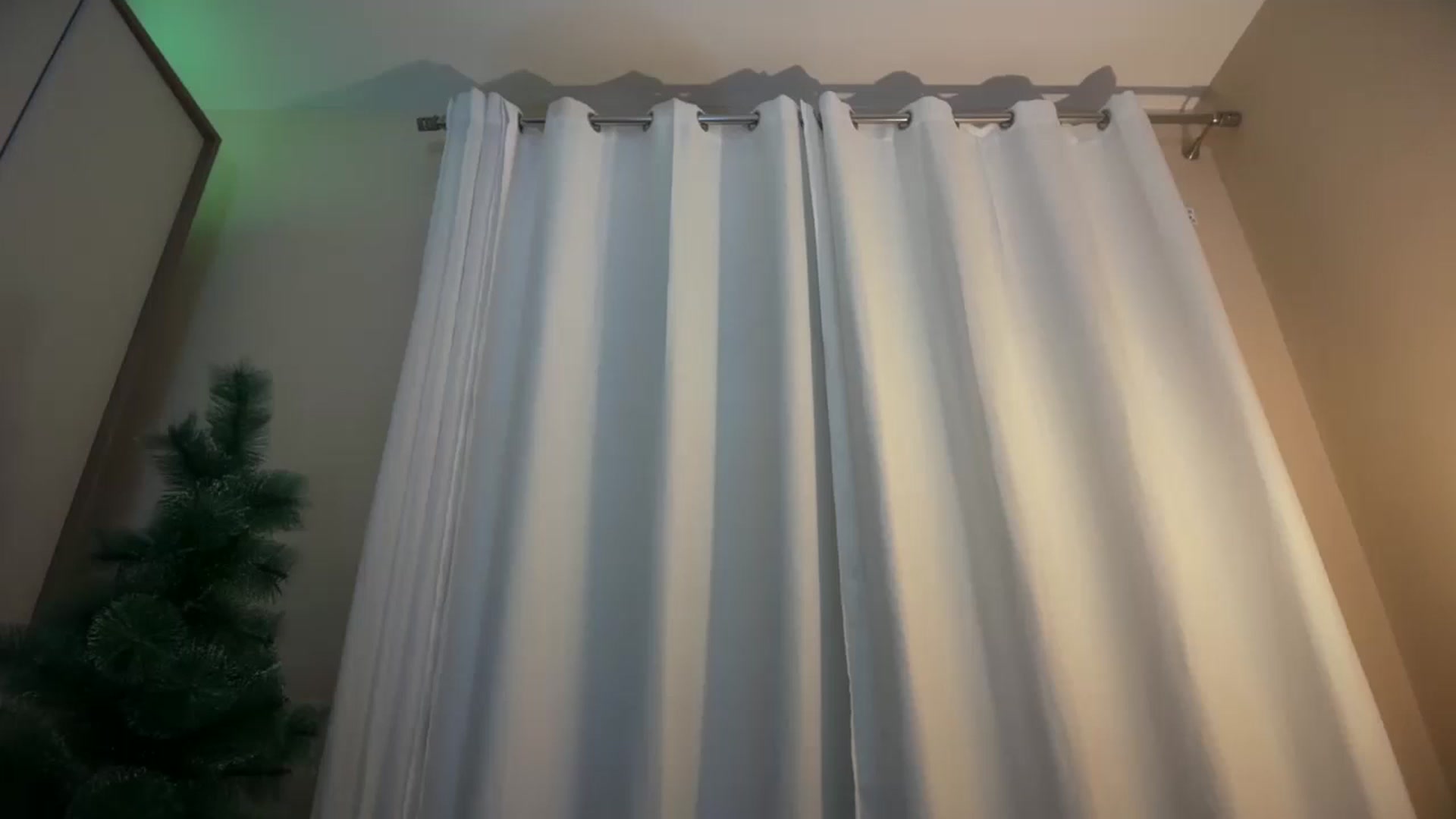 Gallery image thumbnail from SkySunFlower's myfreecams stream on, 11/23/2025, 04:48 image 17 of 20