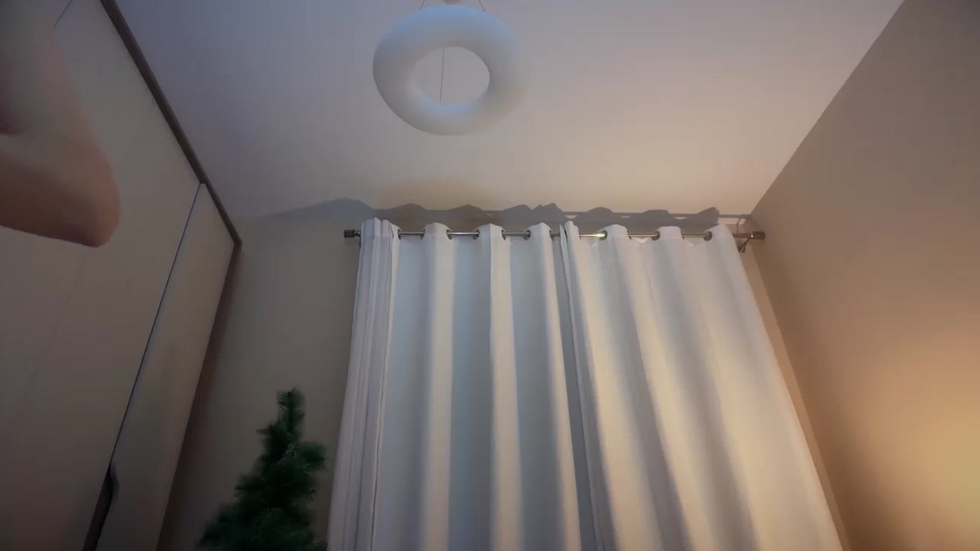 Gallery image thumbnail from SkySunFlower's myfreecams stream on, 11/23/2025, 16:52 image 4 of 20