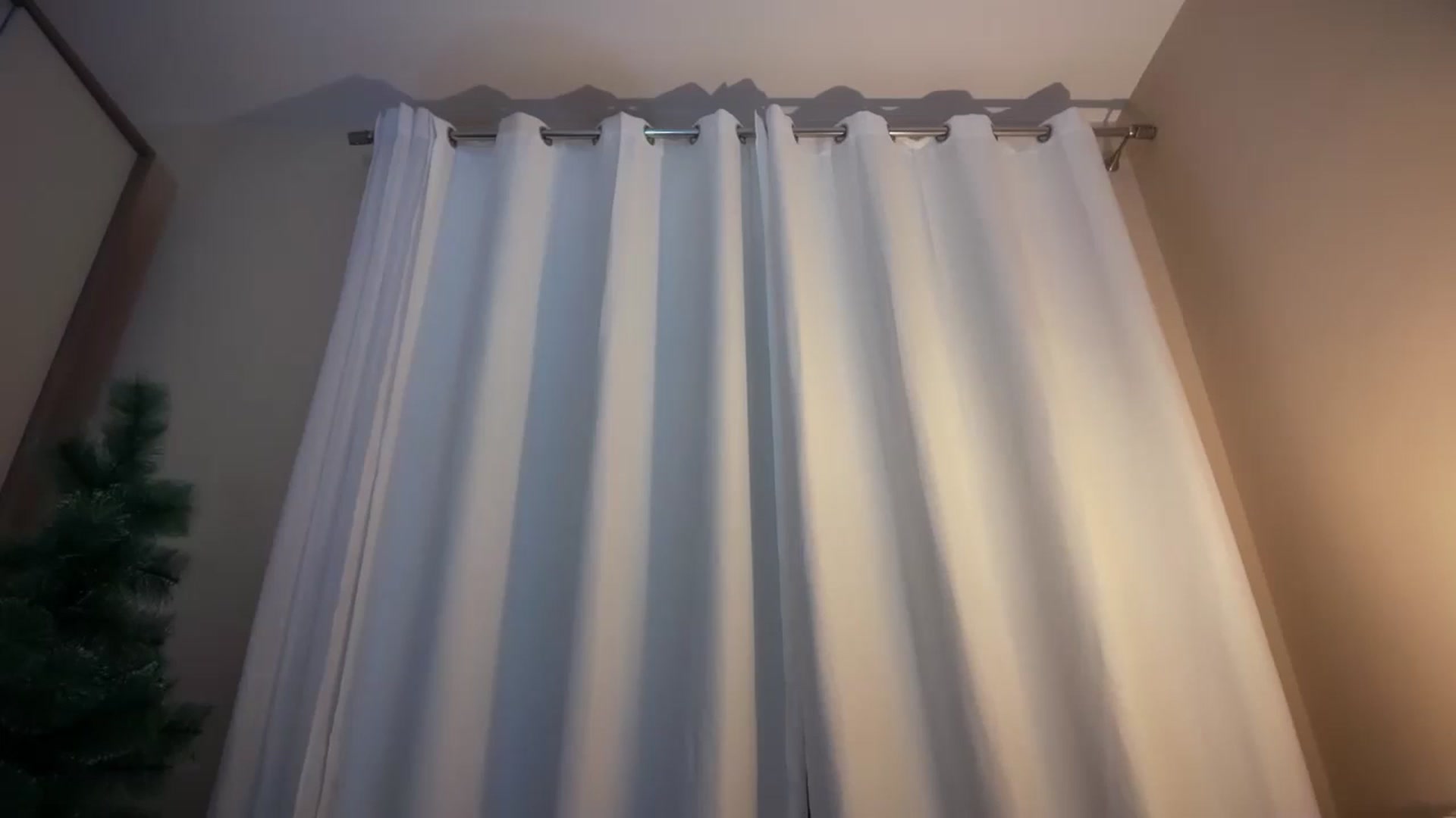 Gallery image thumbnail from SkySunFlower's myfreecams stream on, 11/23/2025, 16:52 image 14 of 20