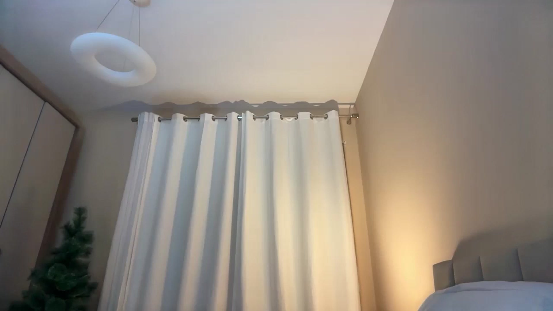 Gallery image thumbnail from SkySunFlower's myfreecams stream on, 11/23/2025, 17:36 image 20 of 20
