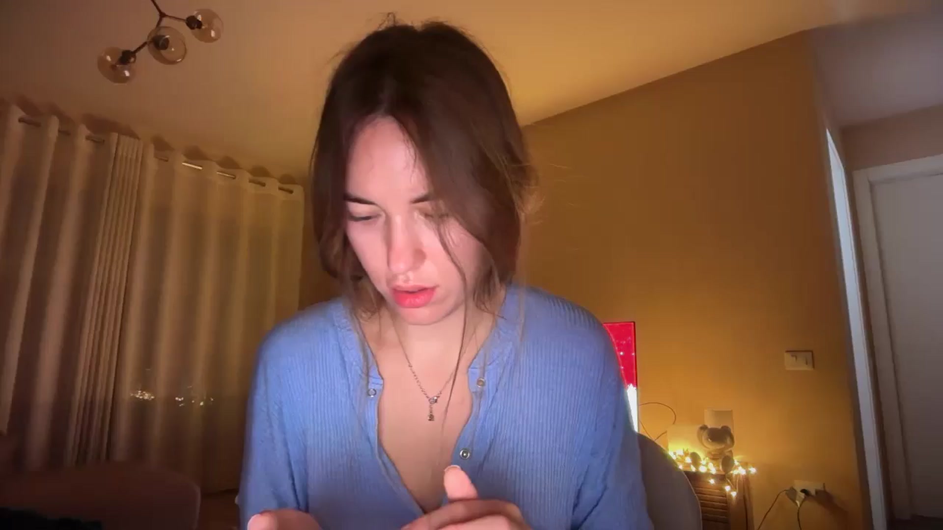 Gallery image thumbnail from SkySunFlower's myfreecams stream on, 11/24/2025, 02:50 image 6 of 20