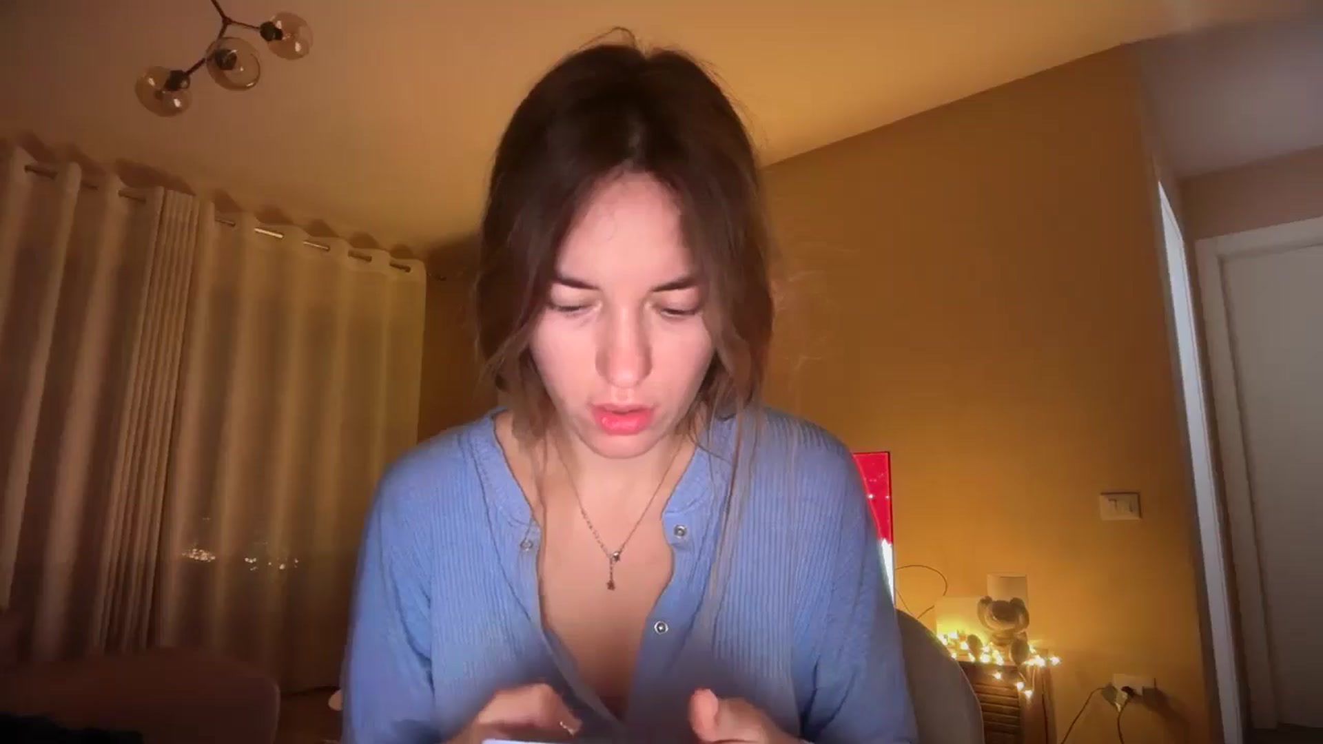 Gallery image thumbnail from SkySunFlower's myfreecams stream on, 11/24/2025, 02:50 image 5 of 20