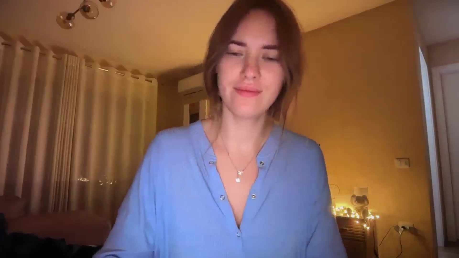 Gallery image thumbnail from SkySunFlower's myfreecams stream on, 11/24/2025, 02:50 image 10 of 20