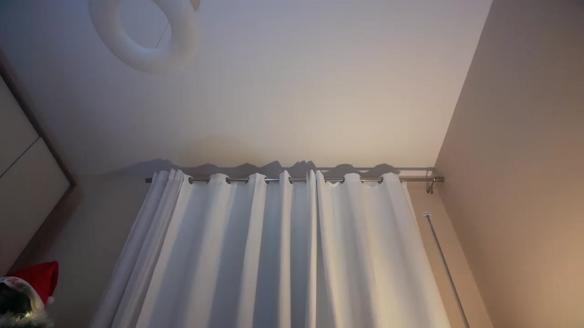 Gallery image thumbnail from SkySunFlower's myfreecams stream on, 12/03/2025, 18:46 image 14 of 20