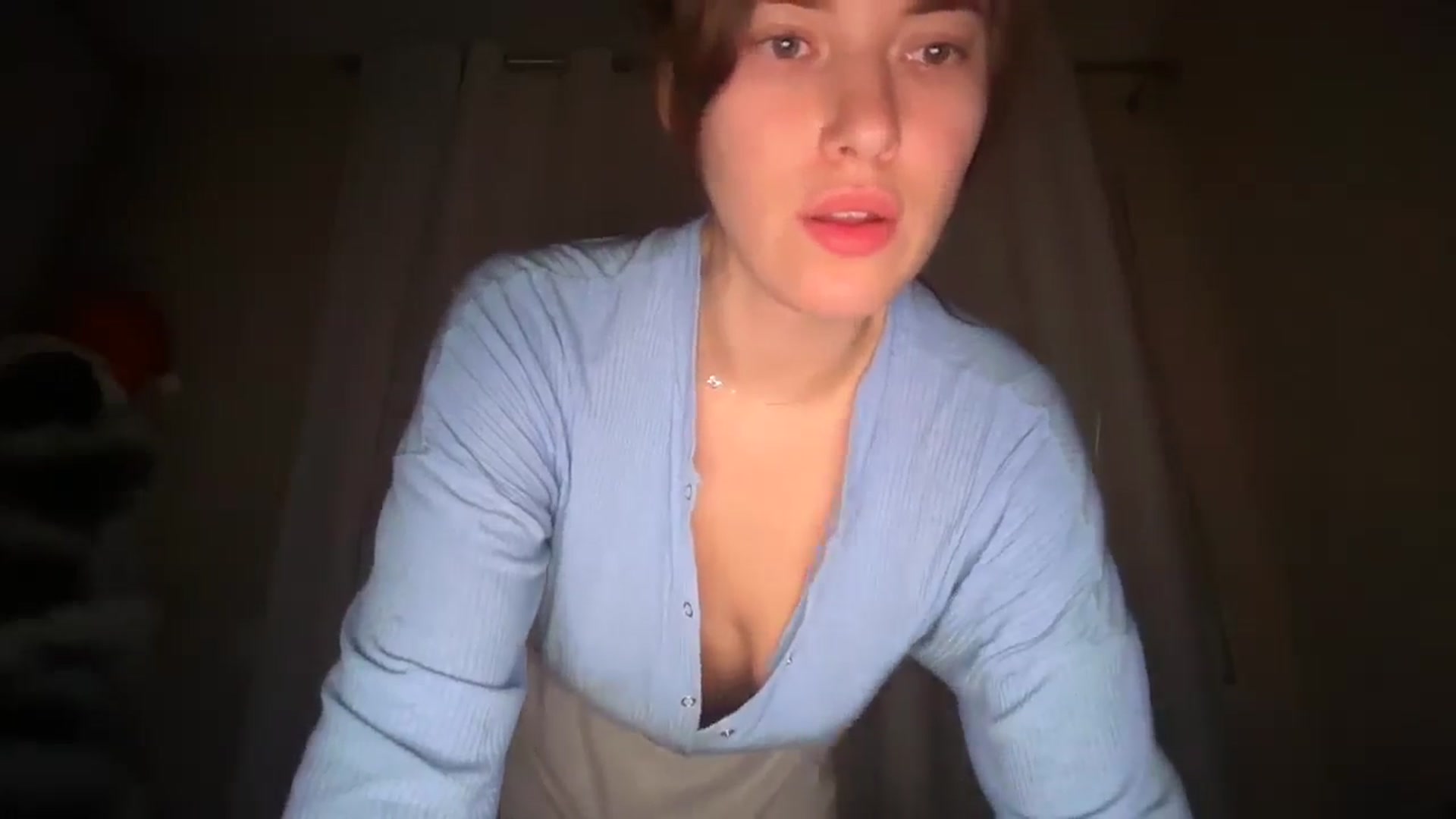 Gallery image thumbnail from SkySunFlower's myfreecams stream on, 12/05/2025, 10:33 image 10 of 20